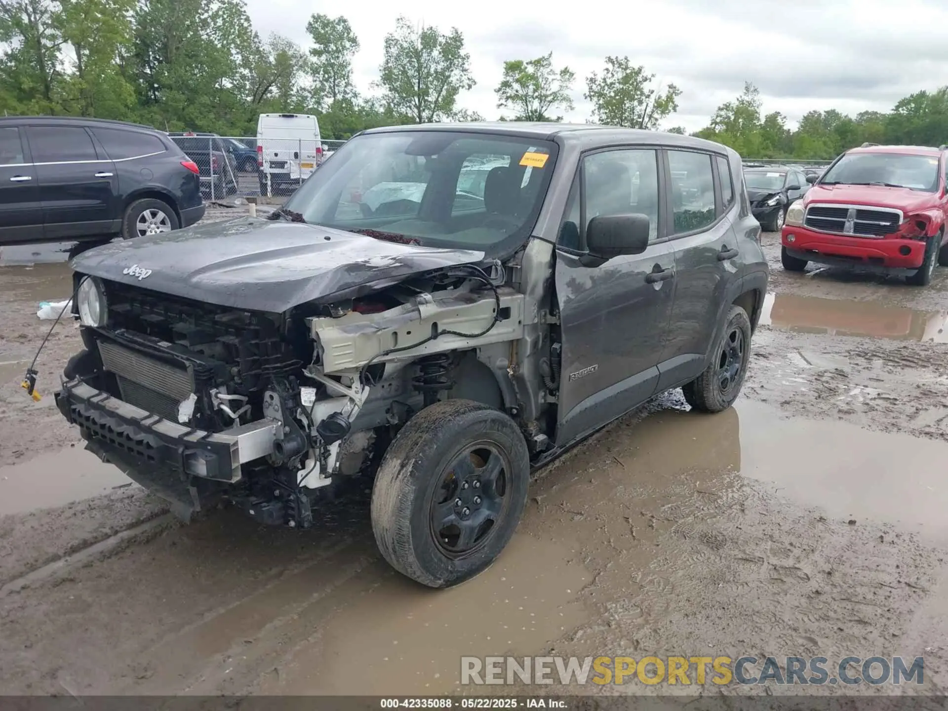 2 Photograph of a damaged car ZACNJBAB4KPK27653 JEEP RENEGADE 2019