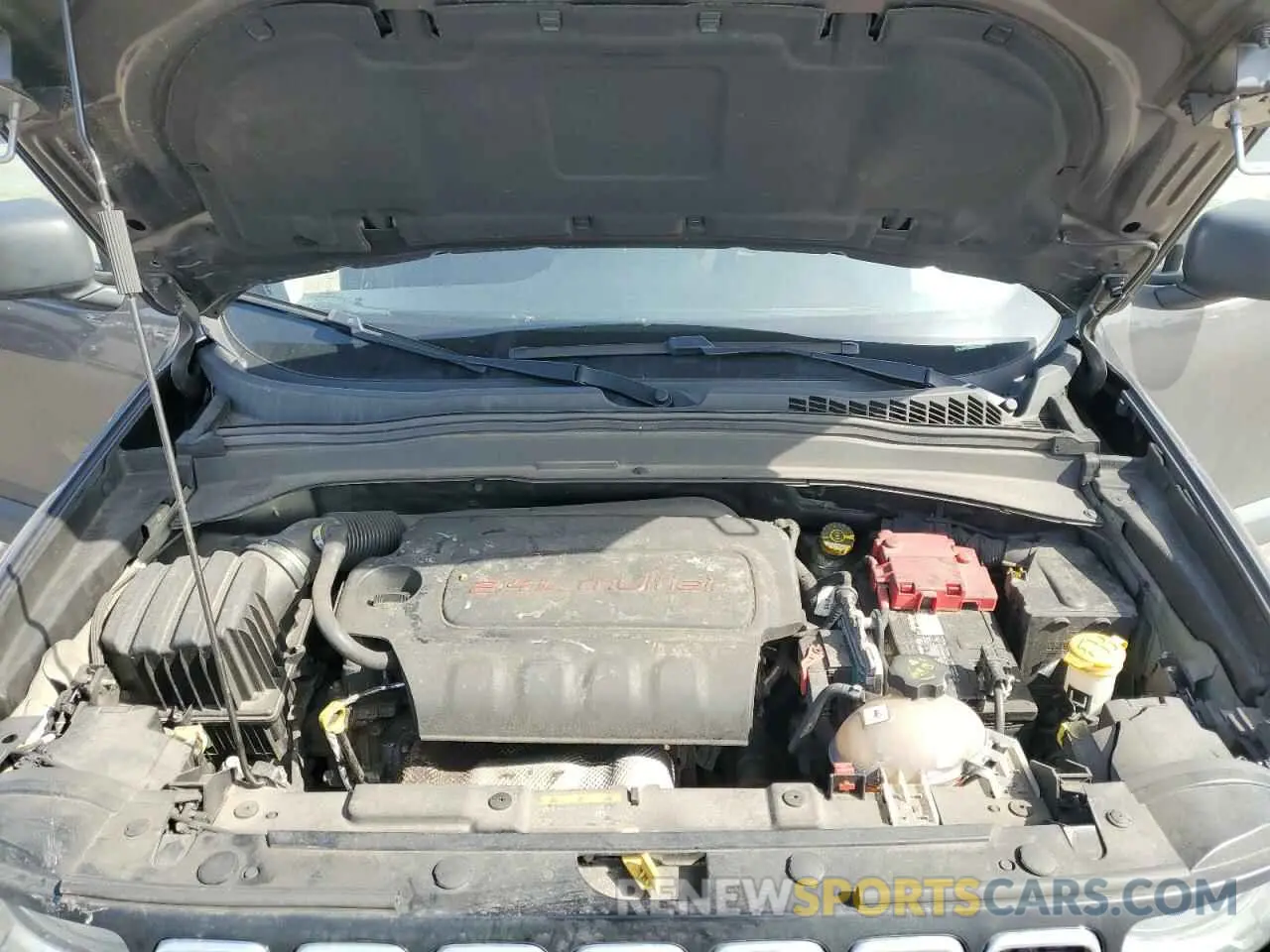14 Photograph of a damaged car ZACNJBAB9KPK92966 JEEP RENEGADE 2019