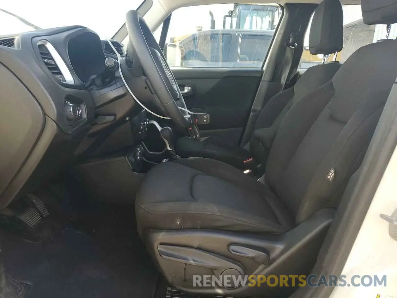 7 Photograph of a damaged car ZACNJBABXKPJ76546 JEEP RENEGADE 2019