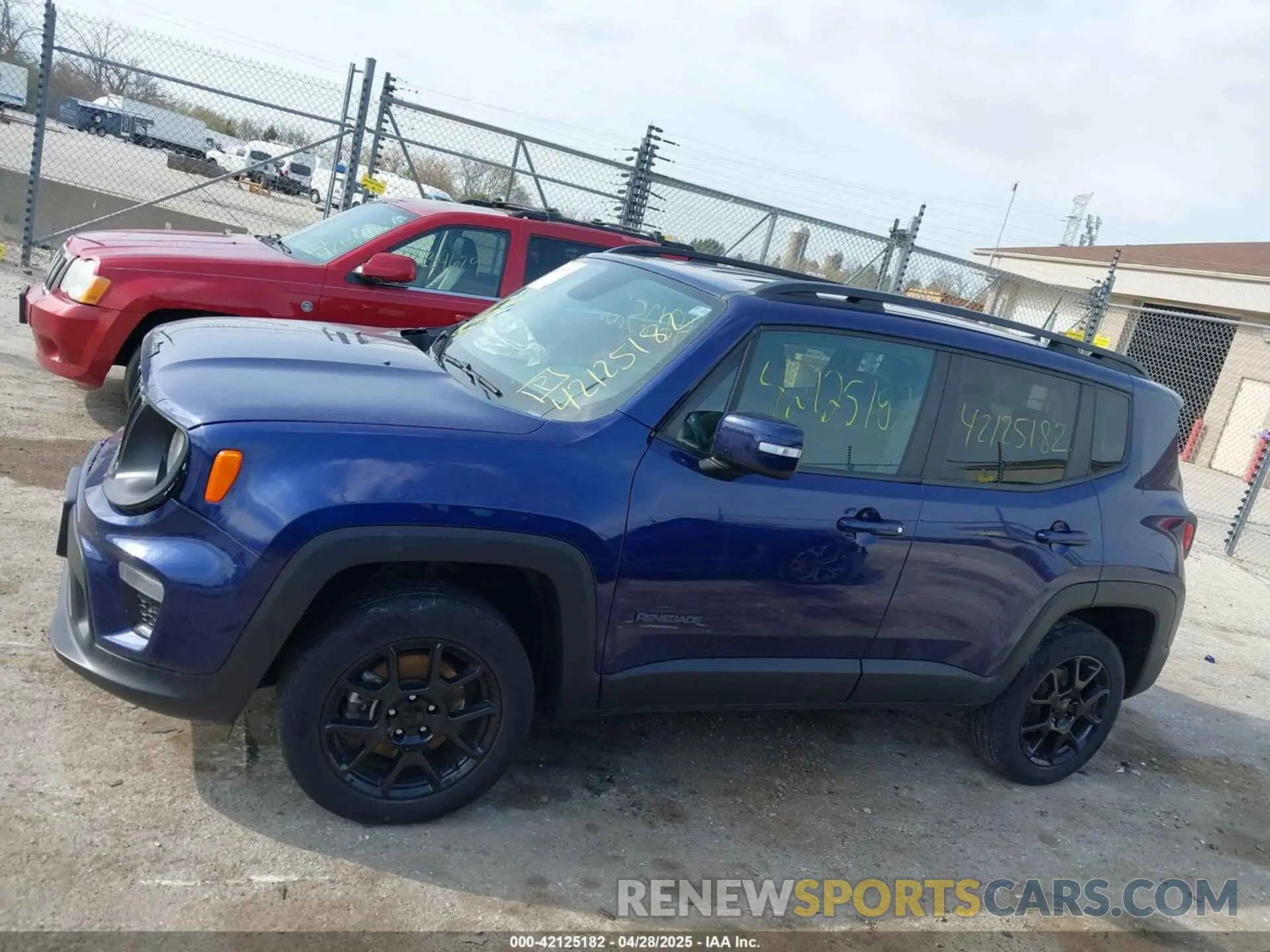 14 Photograph of a damaged car ZACNJBBB4KPK33256 JEEP RENEGADE 2019