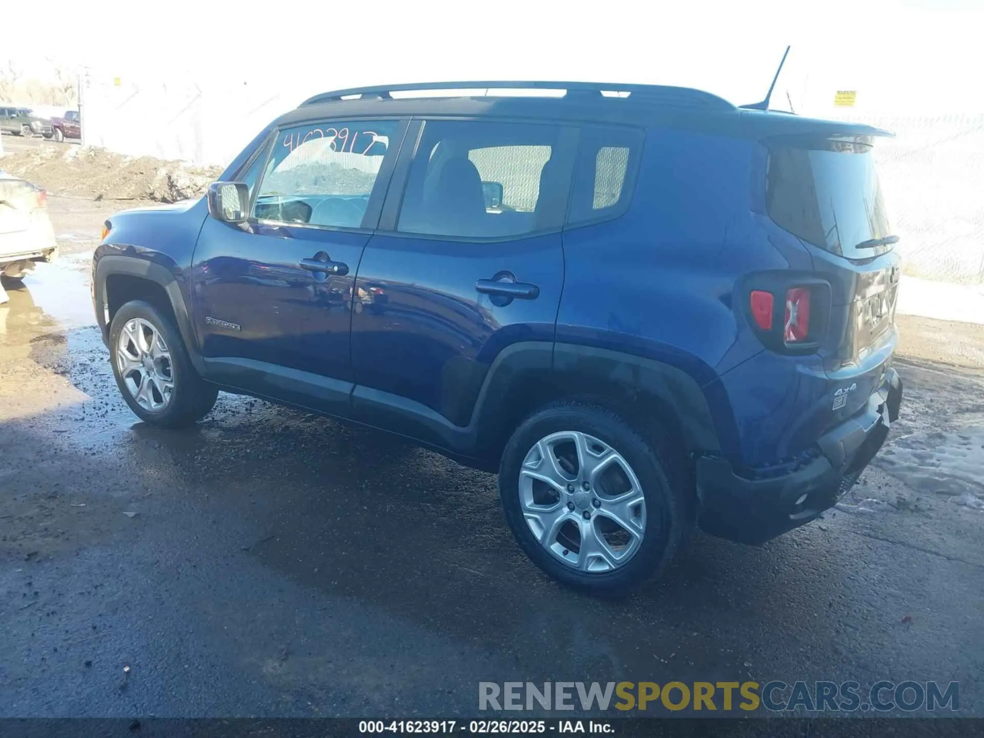 3 Photograph of a damaged car ZACNJBBB5KPJ89333 JEEP RENEGADE 2019