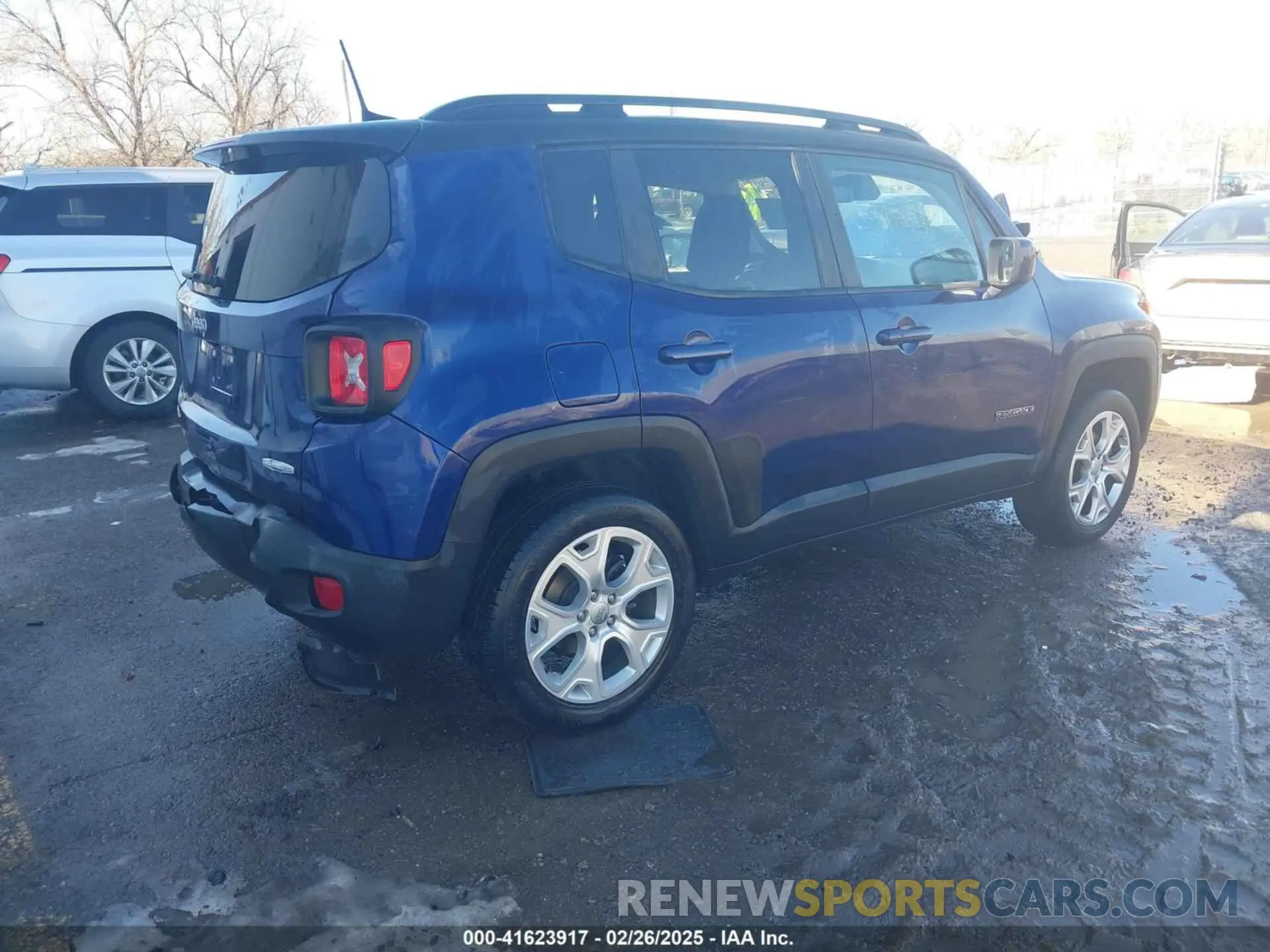 4 Photograph of a damaged car ZACNJBBB5KPJ89333 JEEP RENEGADE 2019