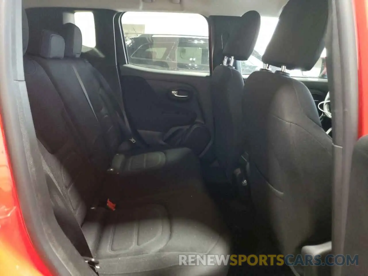 11 Photograph of a damaged car ZACNJBBB7KPK23742 JEEP RENEGADE 2019