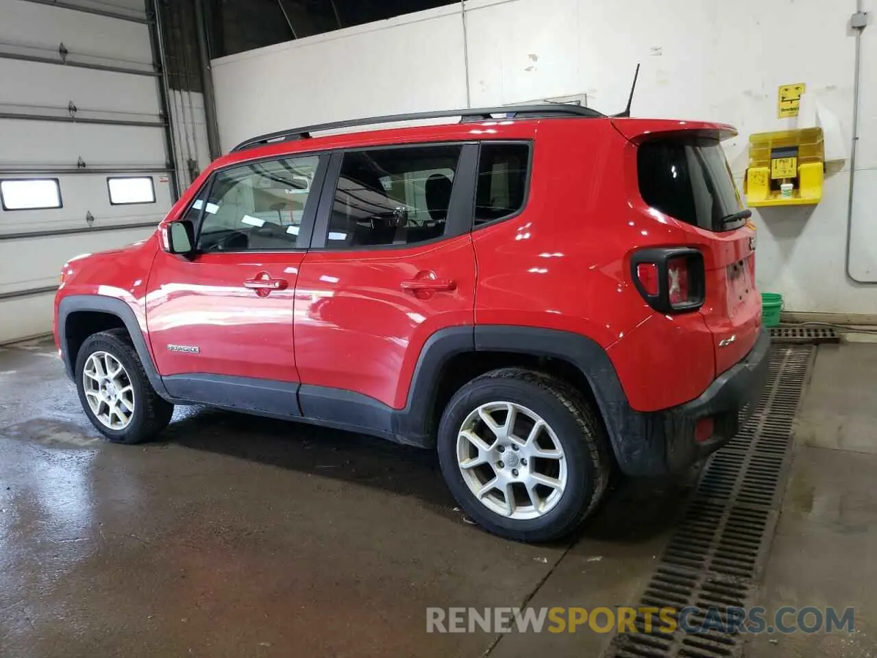 2 Photograph of a damaged car ZACNJBBB7KPK23742 JEEP RENEGADE 2019