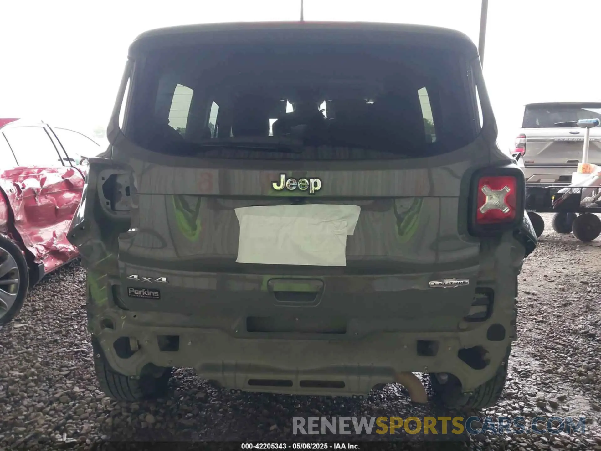 17 Photograph of a damaged car ZACNJBBBXKPK65404 JEEP RENEGADE 2019