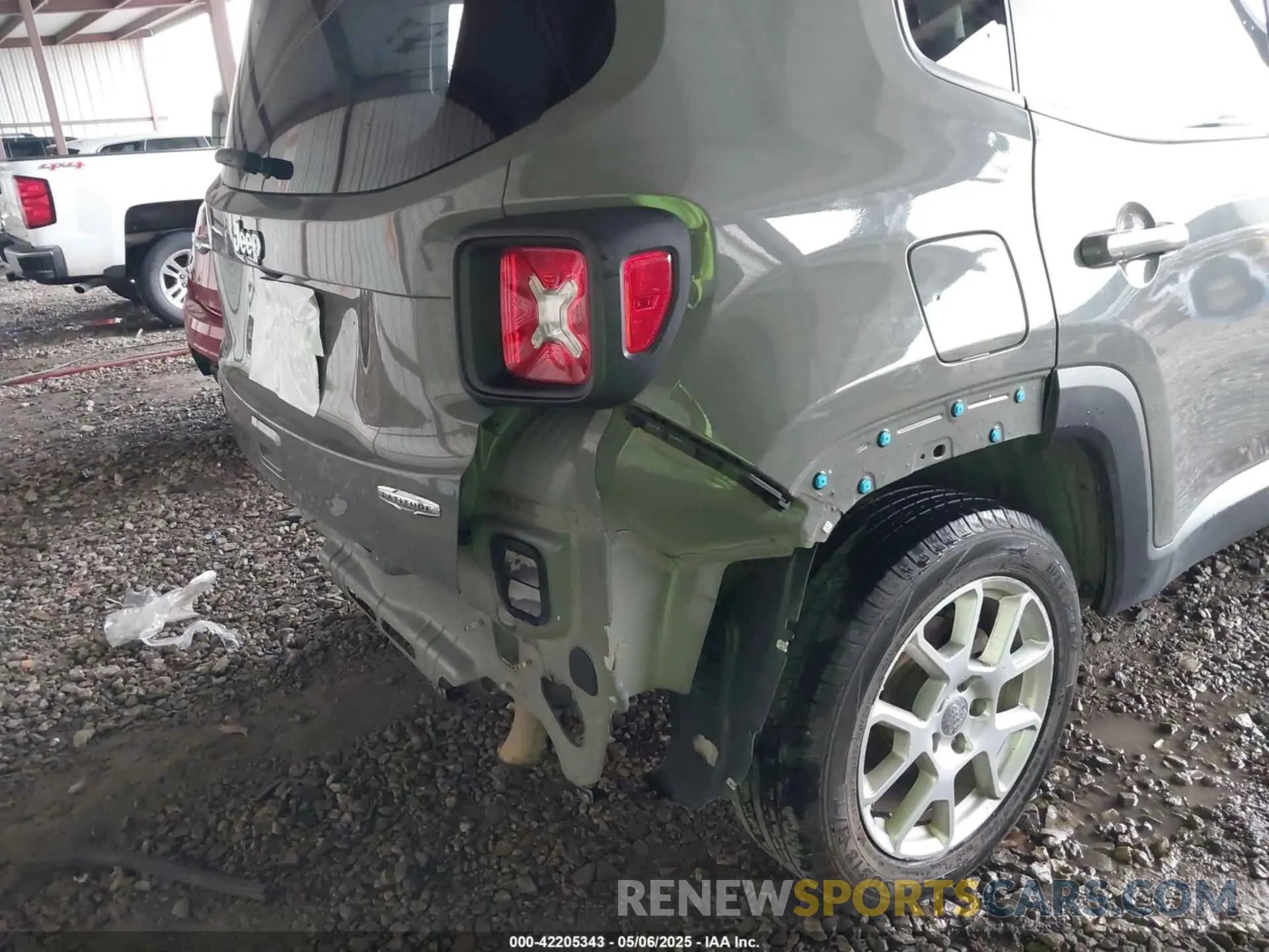 19 Photograph of a damaged car ZACNJBBBXKPK65404 JEEP RENEGADE 2019