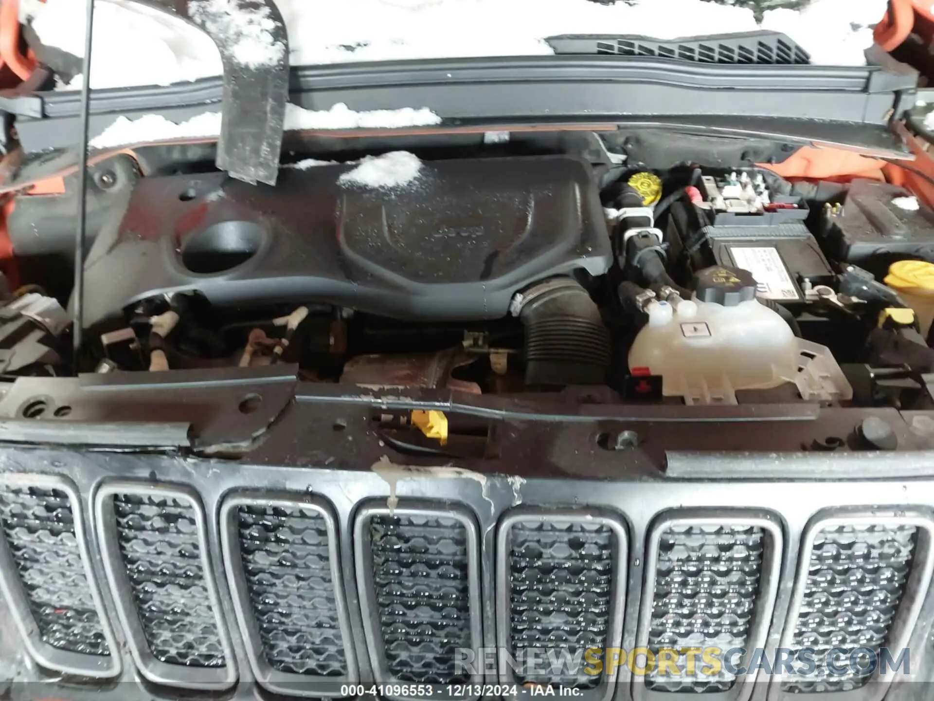 10 Photograph of a damaged car ZACNJBC10KPK40100 JEEP RENEGADE 2019