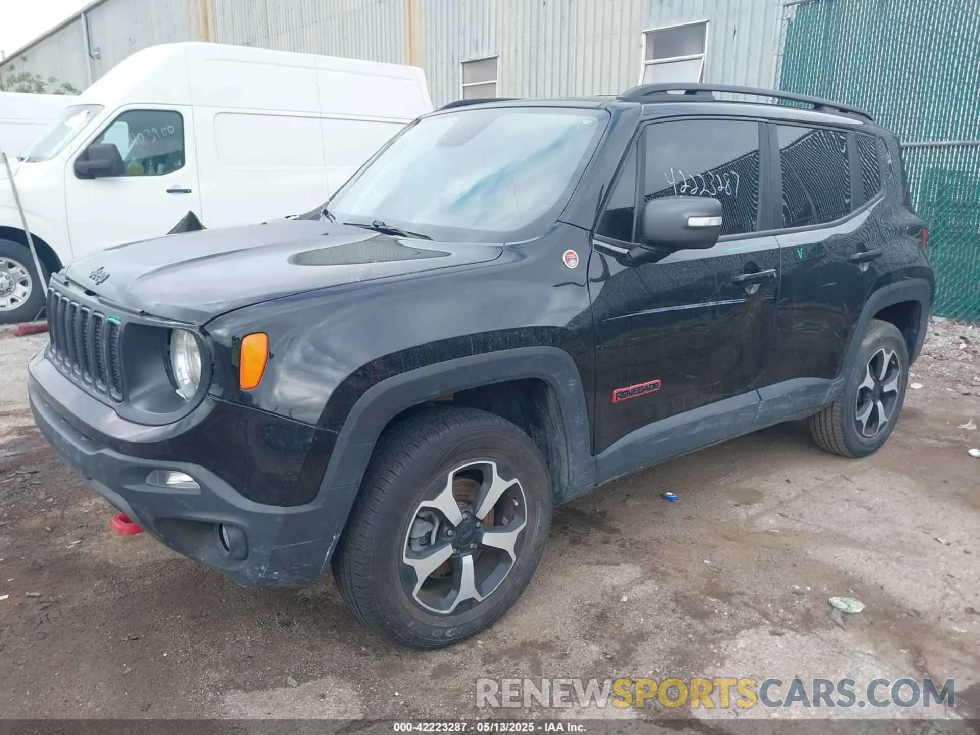 2 Photograph of a damaged car ZACNJBC11KPJ86323 JEEP RENEGADE 2019
