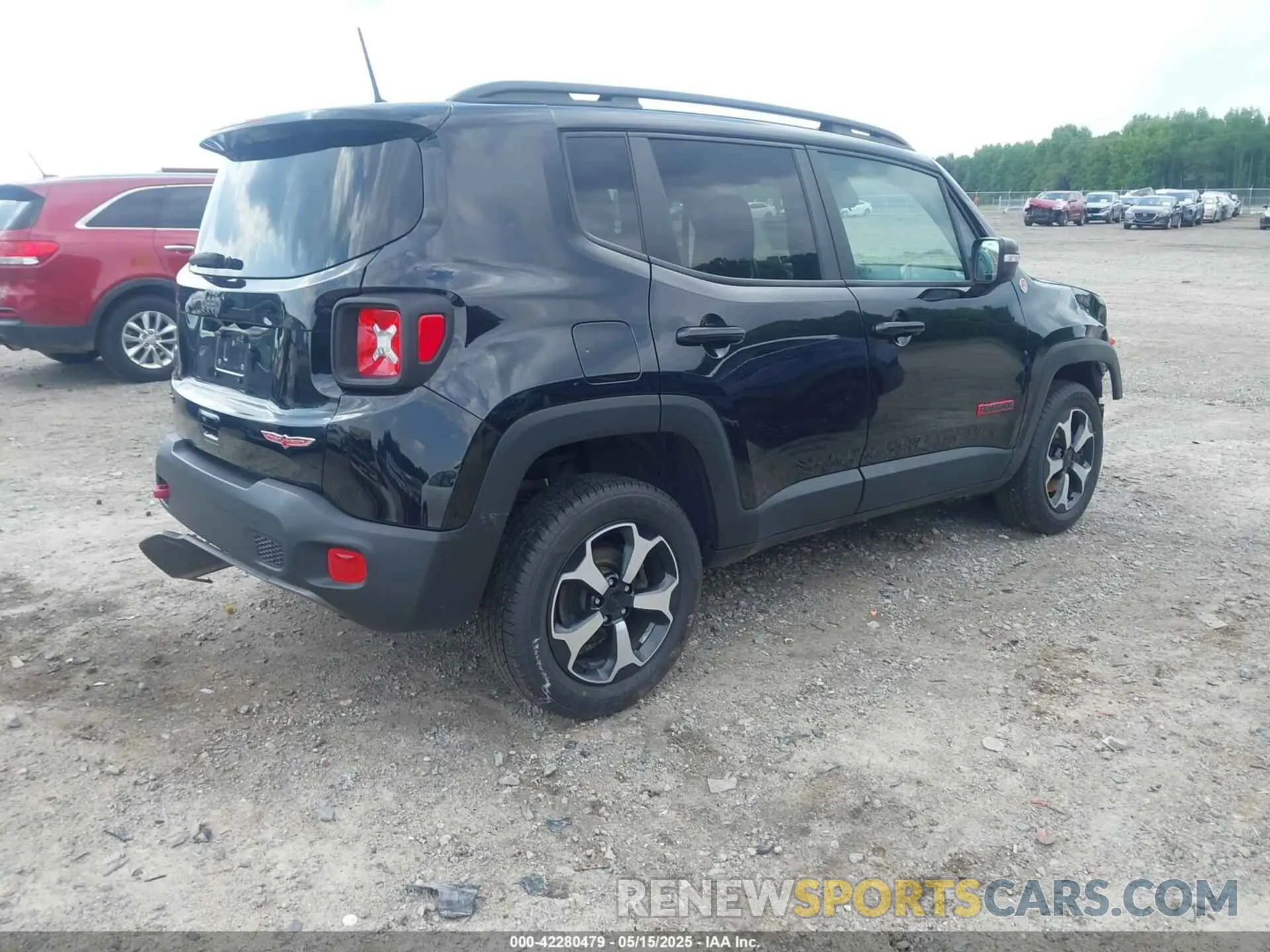 4 Фотография поврежденного автомобиля ZACNJBC14KPK13840 JEEP RENEGADE 2019