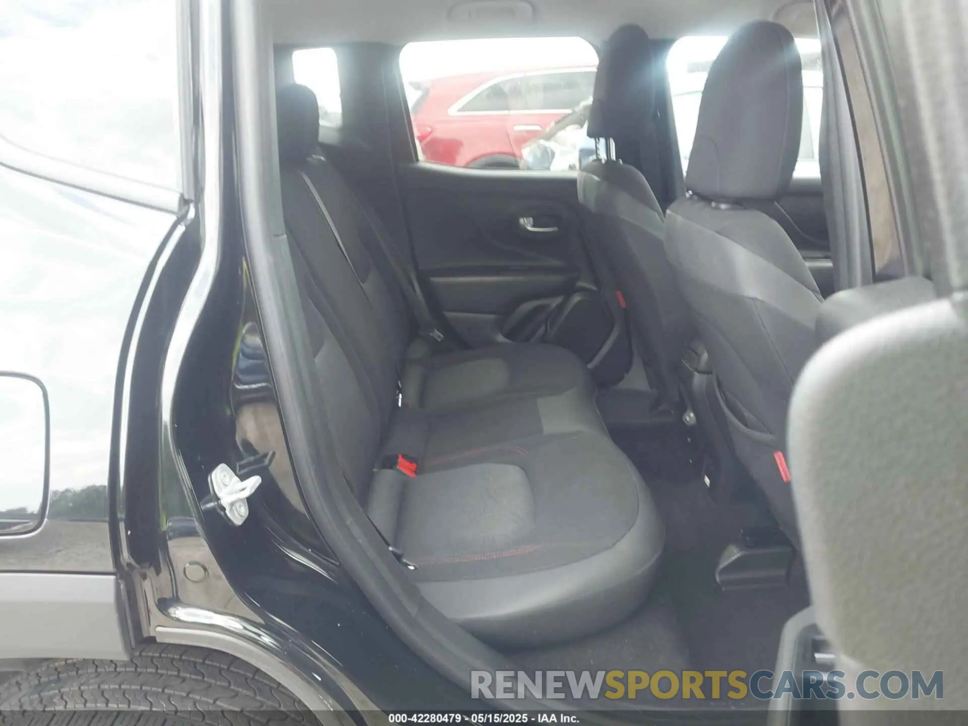 8 Фотография поврежденного автомобиля ZACNJBC14KPK13840 JEEP RENEGADE 2019