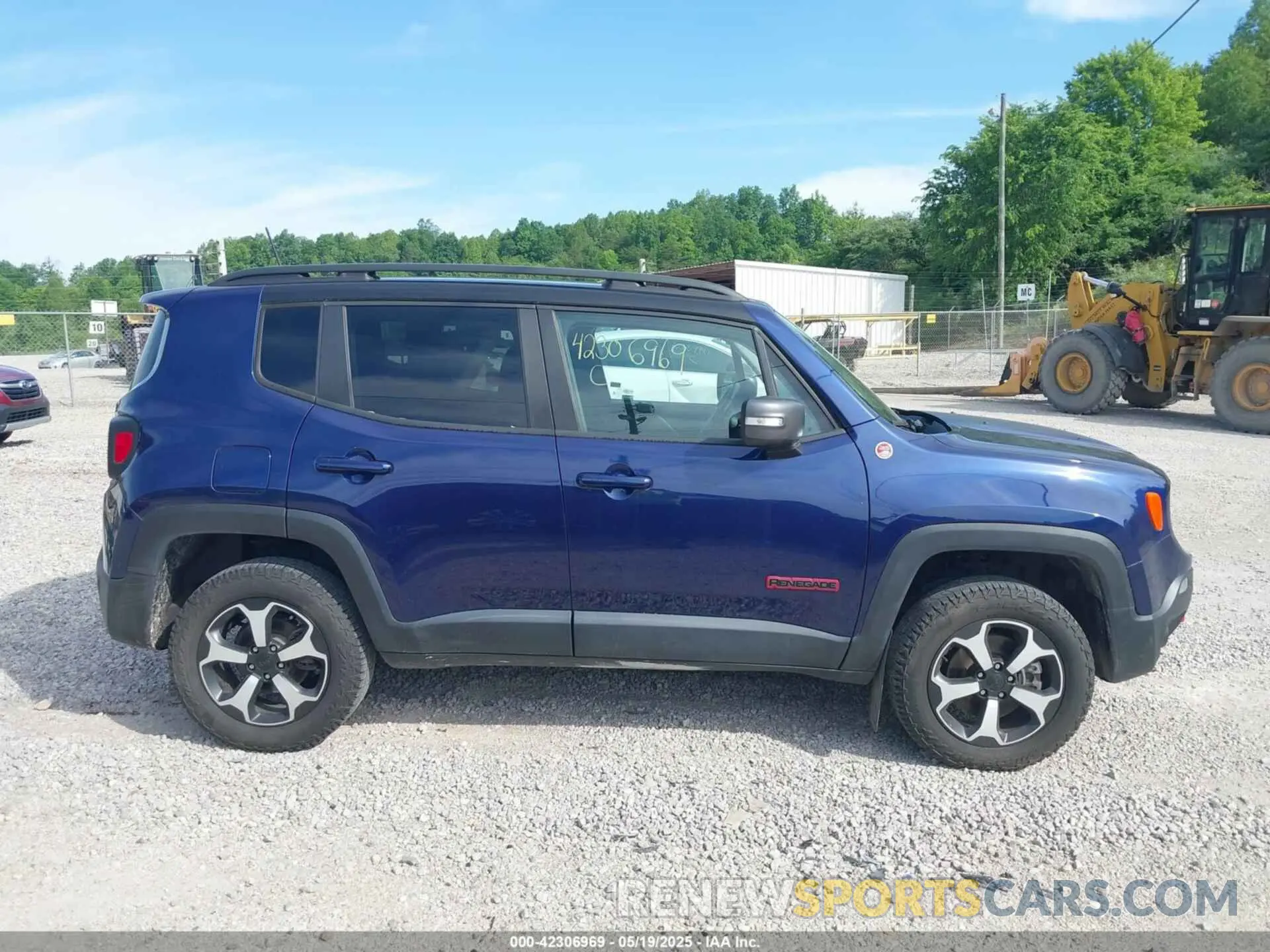 13 Фотография поврежденного автомобиля ZACNJBC16KPJ93803 JEEP RENEGADE 2019