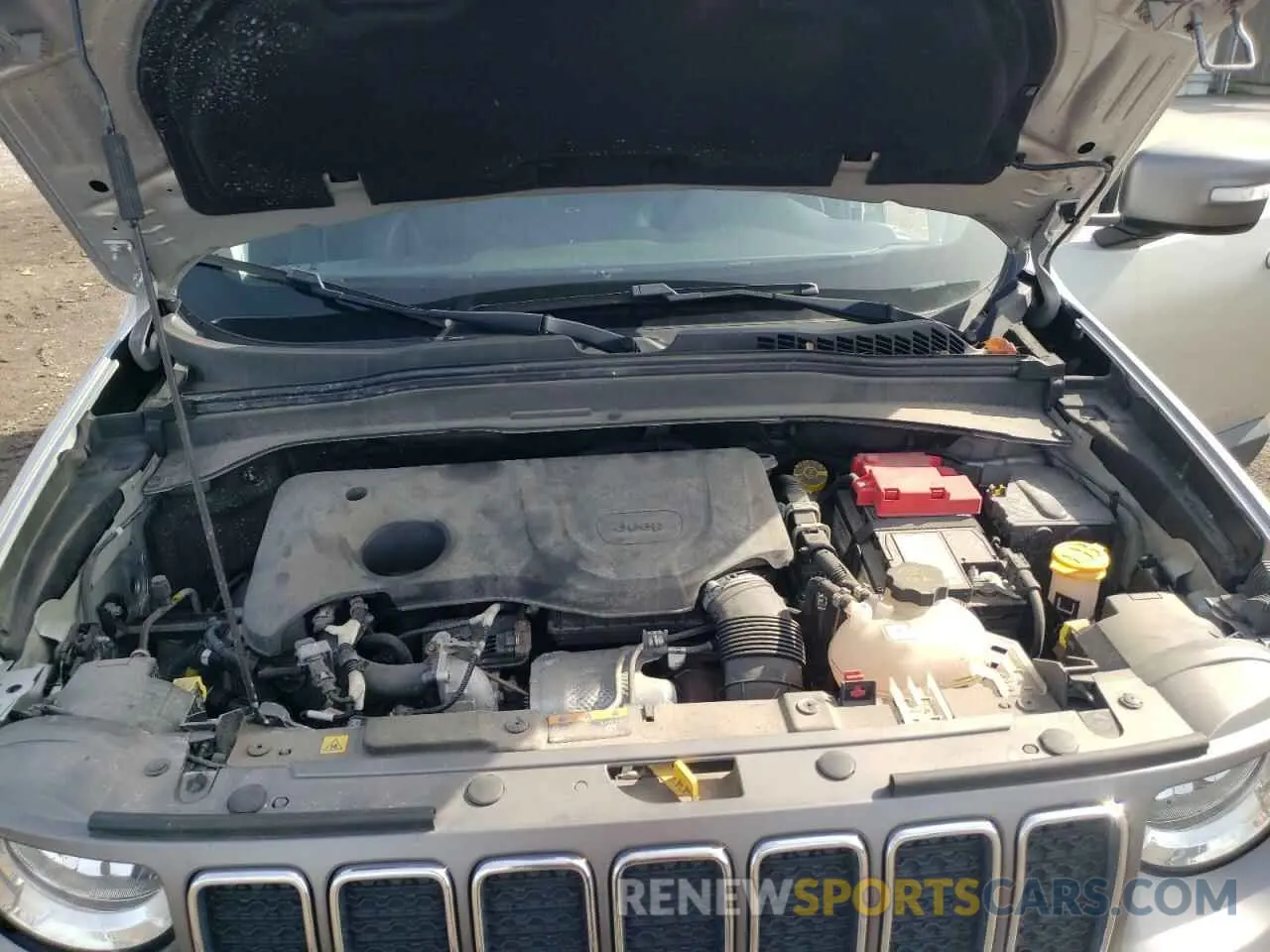 12 Photograph of a damaged car ZACNJBD18KPJ93686 JEEP RENEGADE 2019