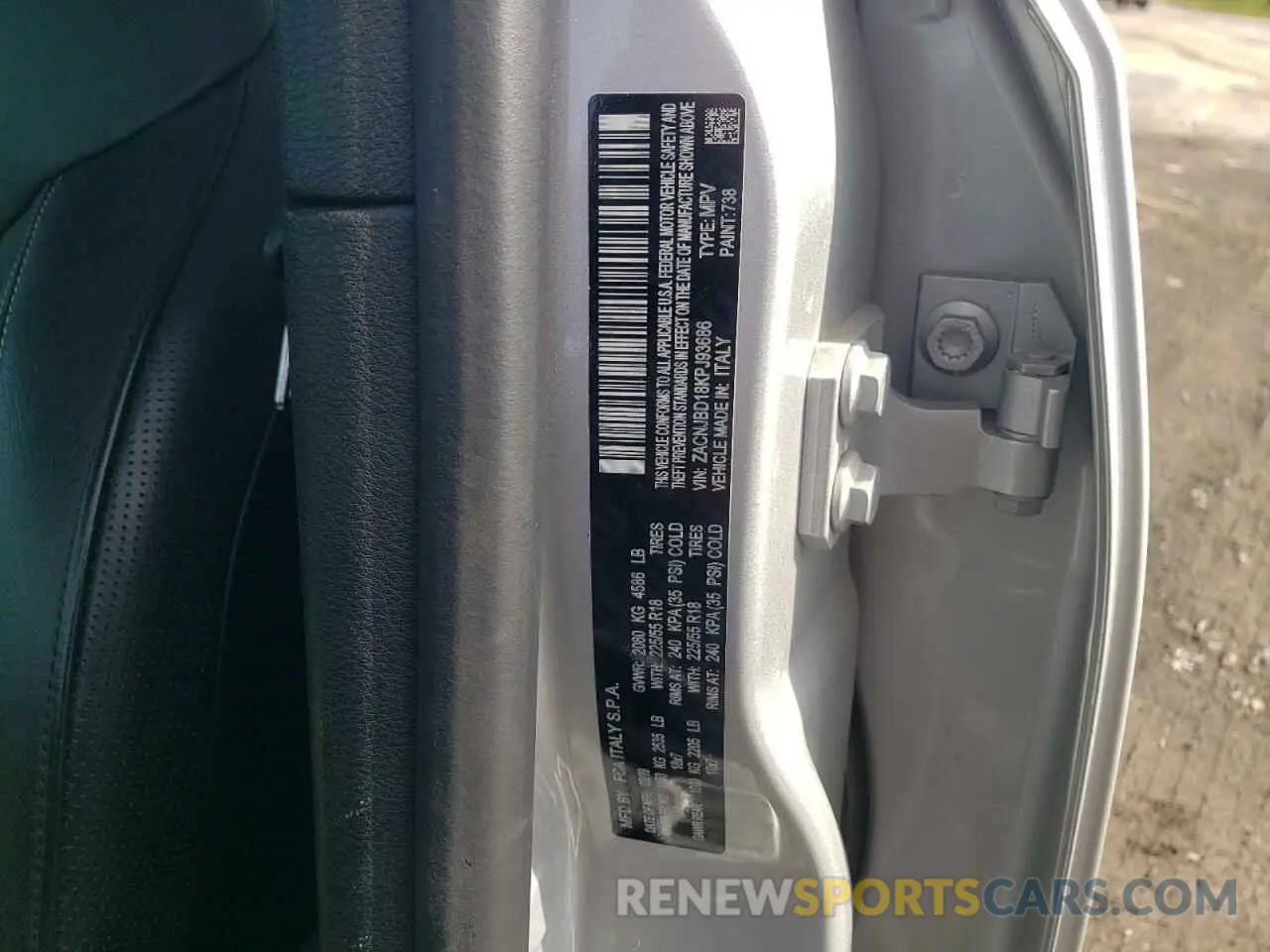 13 Photograph of a damaged car ZACNJBD18KPJ93686 JEEP RENEGADE 2019