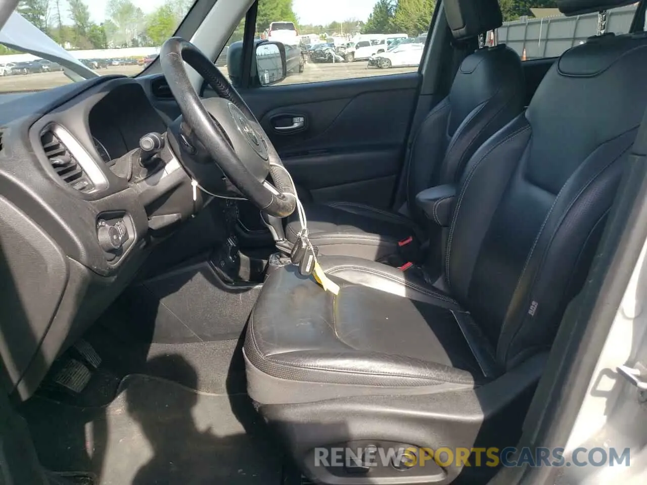 7 Photograph of a damaged car ZACNJBD18KPJ93686 JEEP RENEGADE 2019
