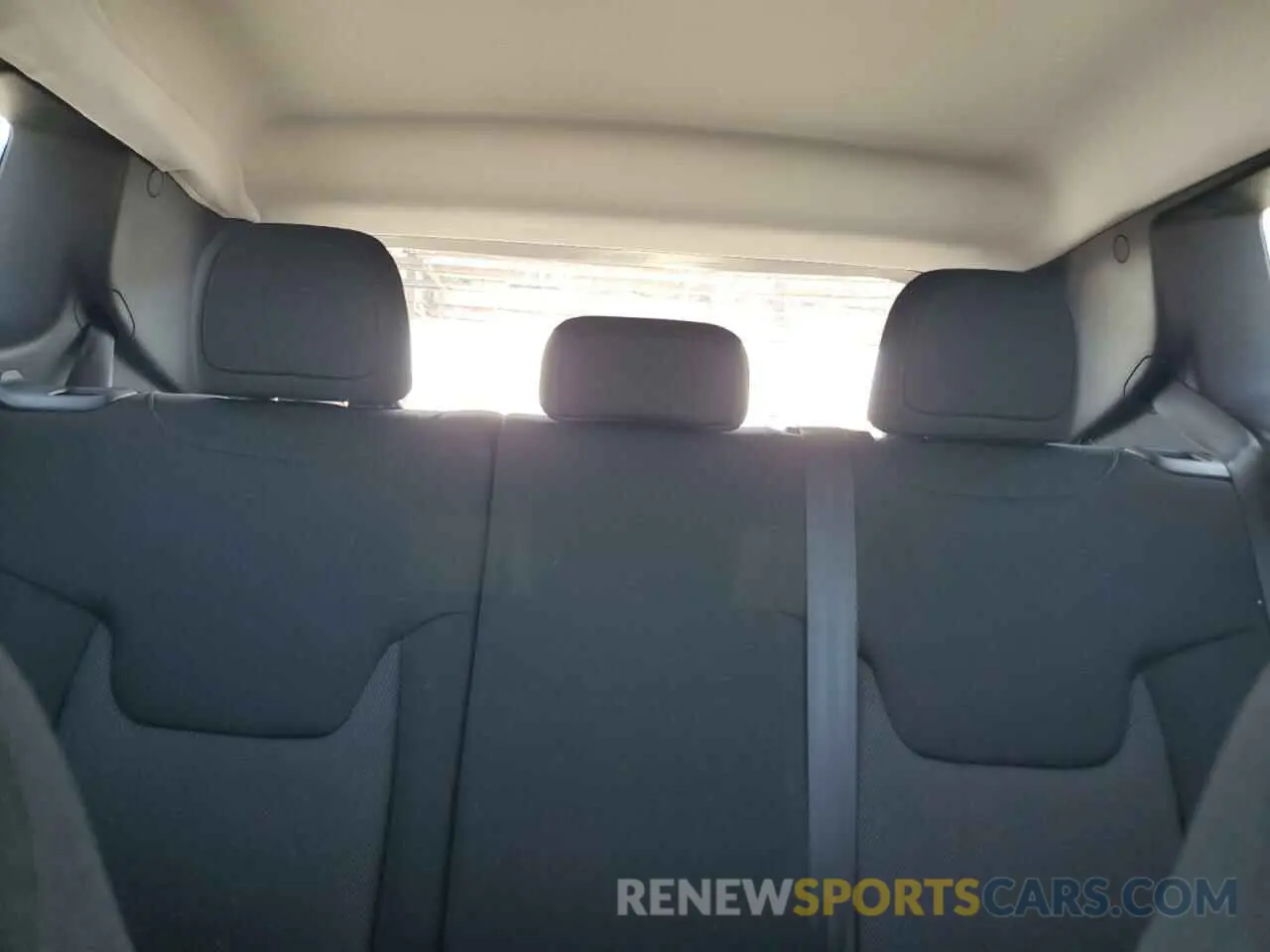 10 Photograph of a damaged car ZACNJAAB0LPL13392 JEEP RENEGADE 2020