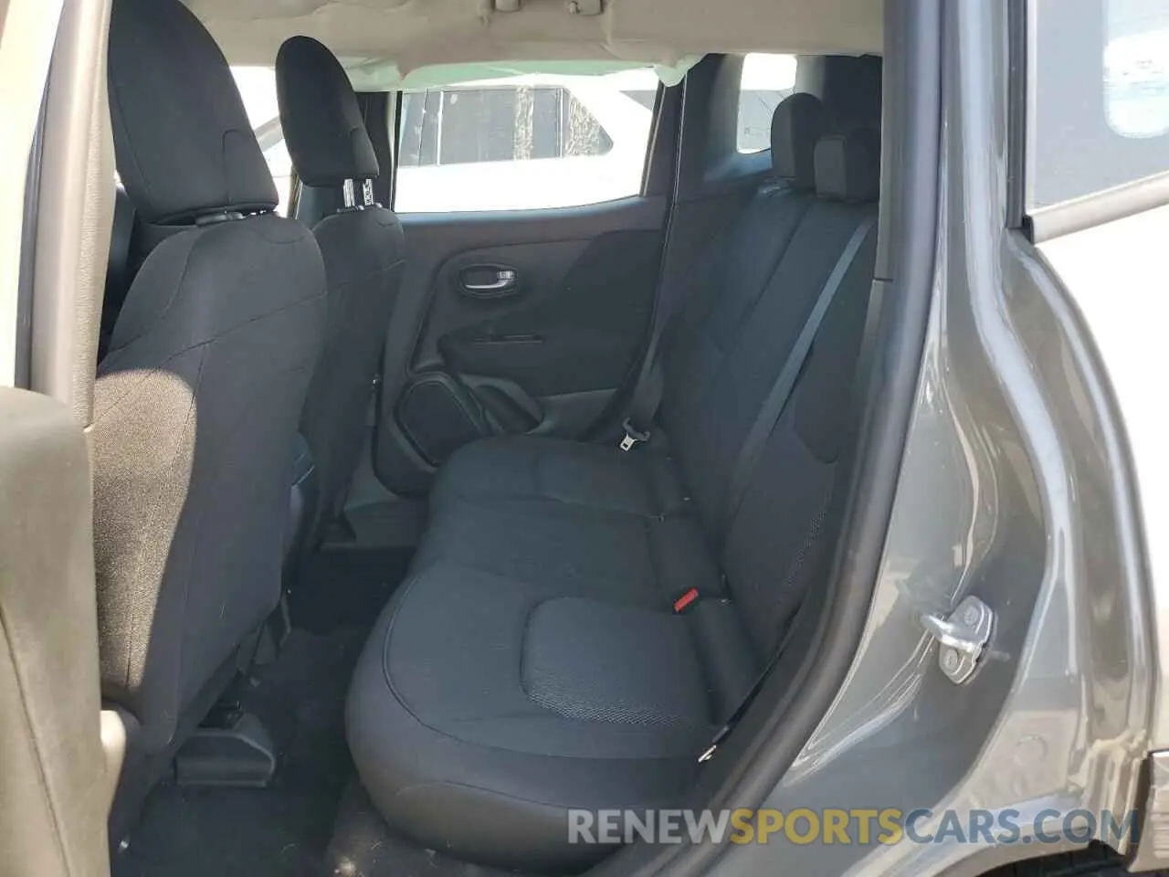 11 Photograph of a damaged car ZACNJAAB0LPL13392 JEEP RENEGADE 2020