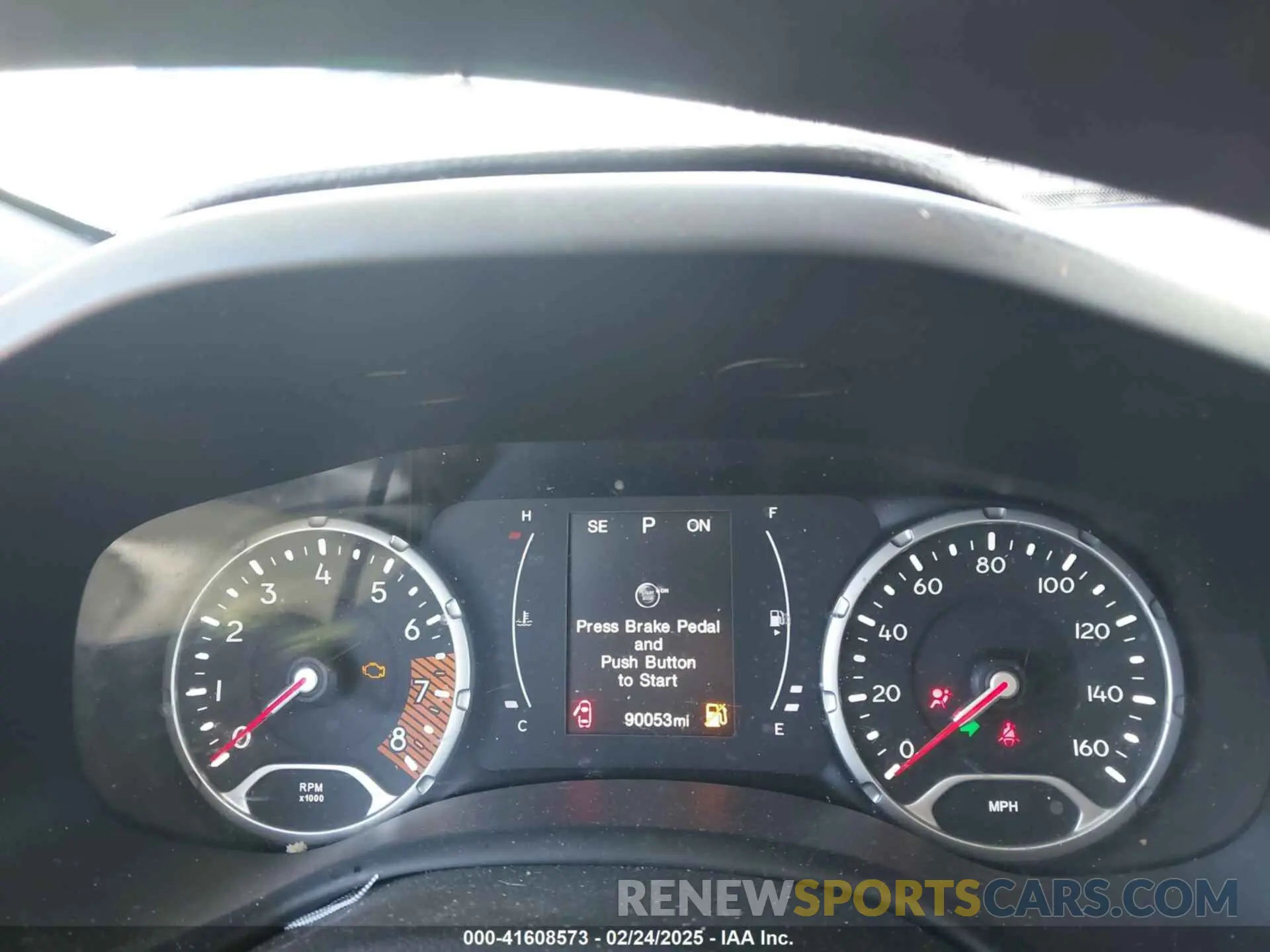 7 Photograph of a damaged car ZACNJAAB0LPM01438 JEEP RENEGADE 2020