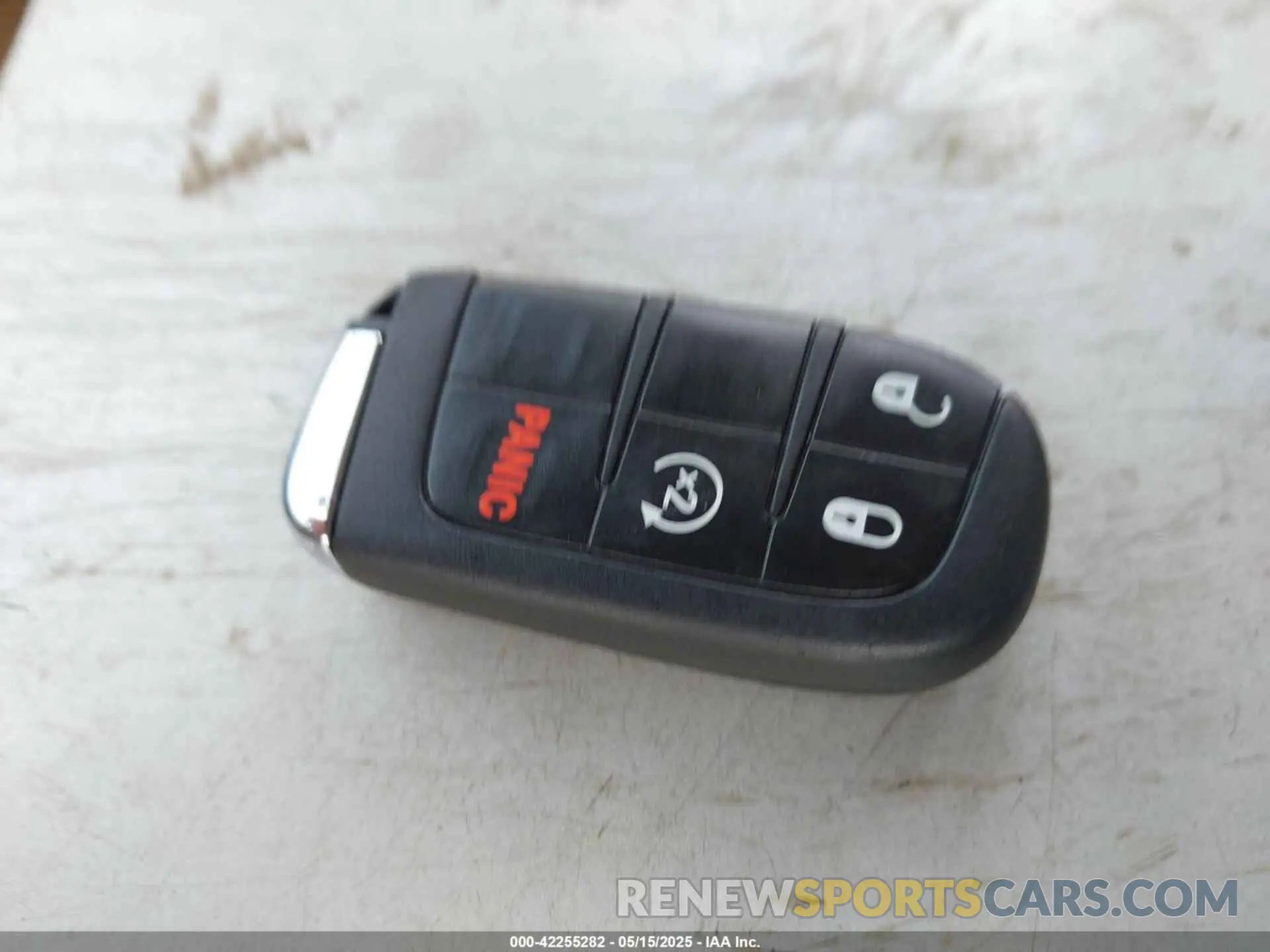 11 Фотография поврежденного автомобиля ZACNJAAB1LPL75674 JEEP RENEGADE 2020
