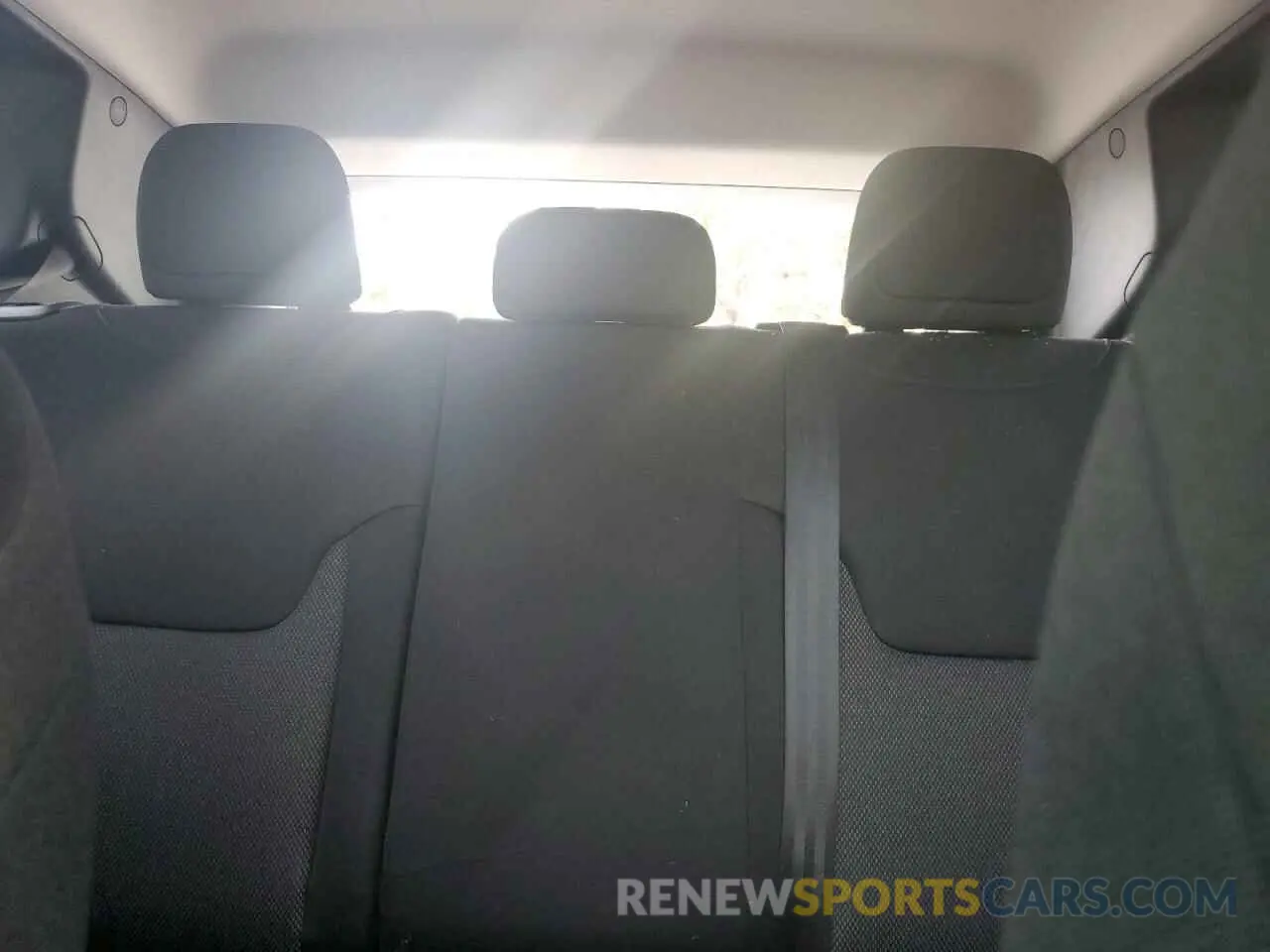 10 Фотография поврежденного автомобиля ZACNJAAB3LPL00927 JEEP RENEGADE 2020