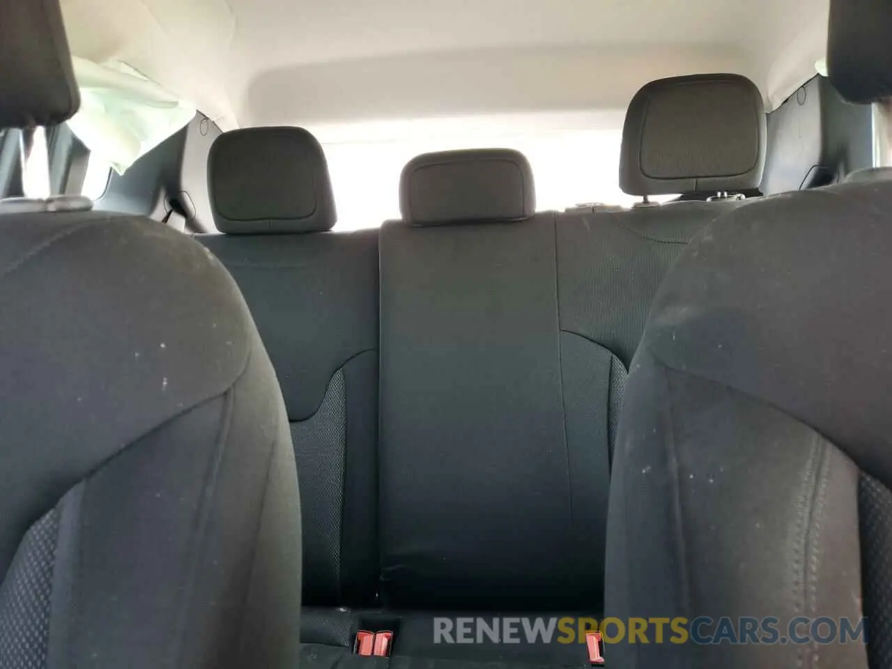 10 Photograph of a damaged car ZACNJAAB4LPL24265 JEEP RENEGADE 2020