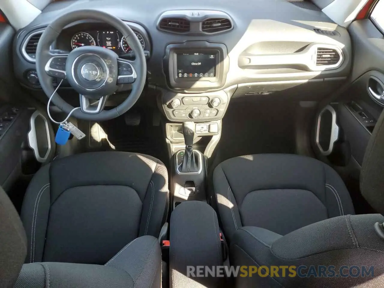 8 Фотография поврежденного автомобиля ZACNJAAB7LPL92690 JEEP RENEGADE 2020