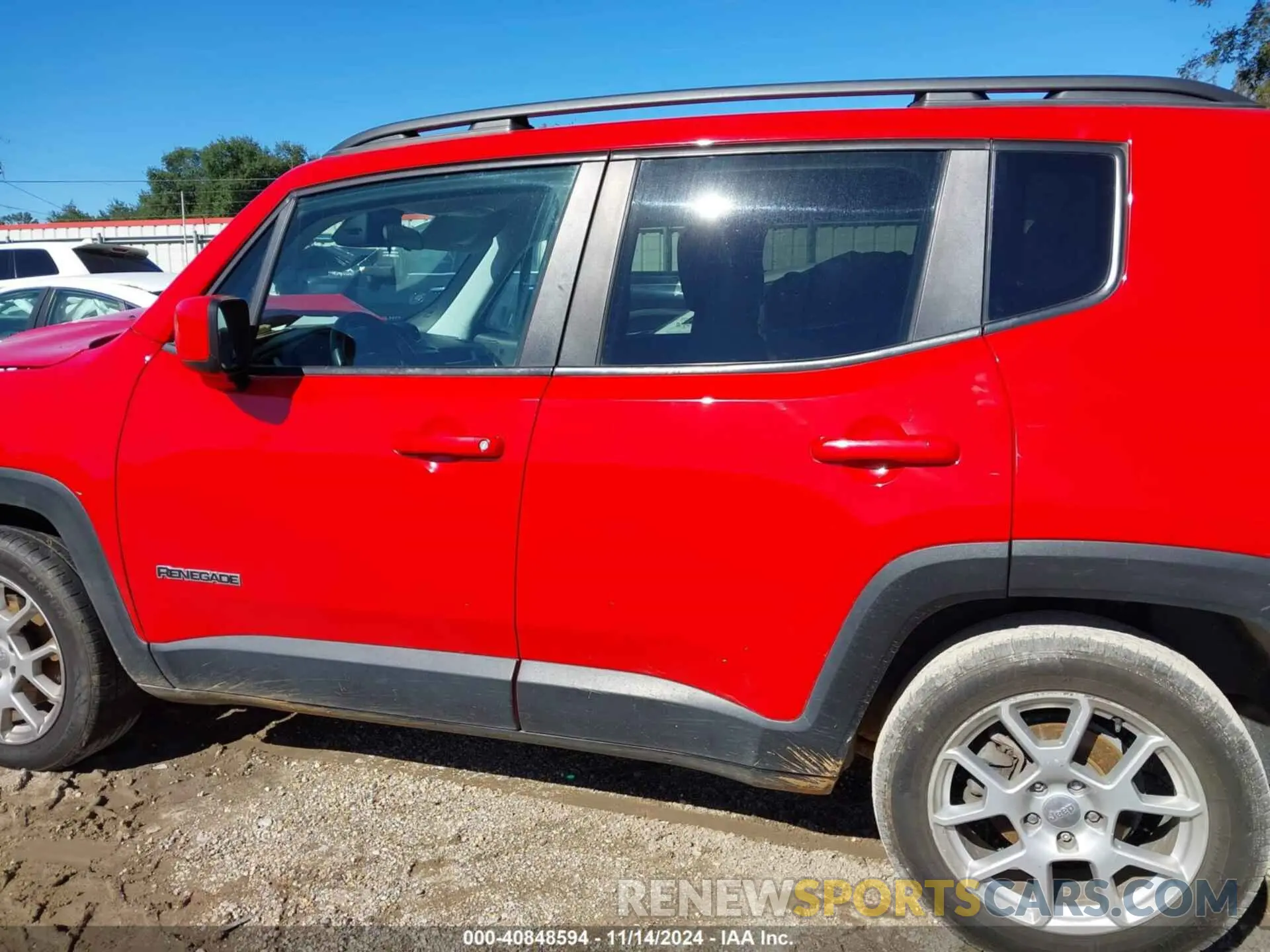 15 Фотография поврежденного автомобиля ZACNJABB0LPL21197 JEEP RENEGADE 2020