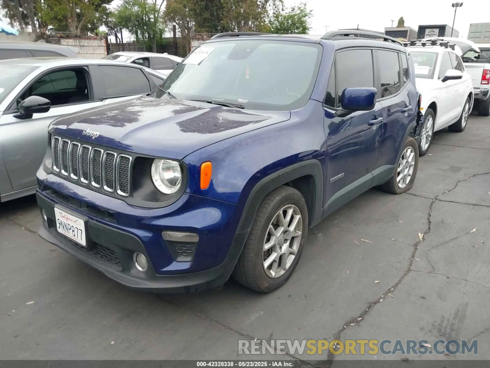 2 Photograph of a damaged car ZACNJABB0LPL90620 JEEP RENEGADE 2020