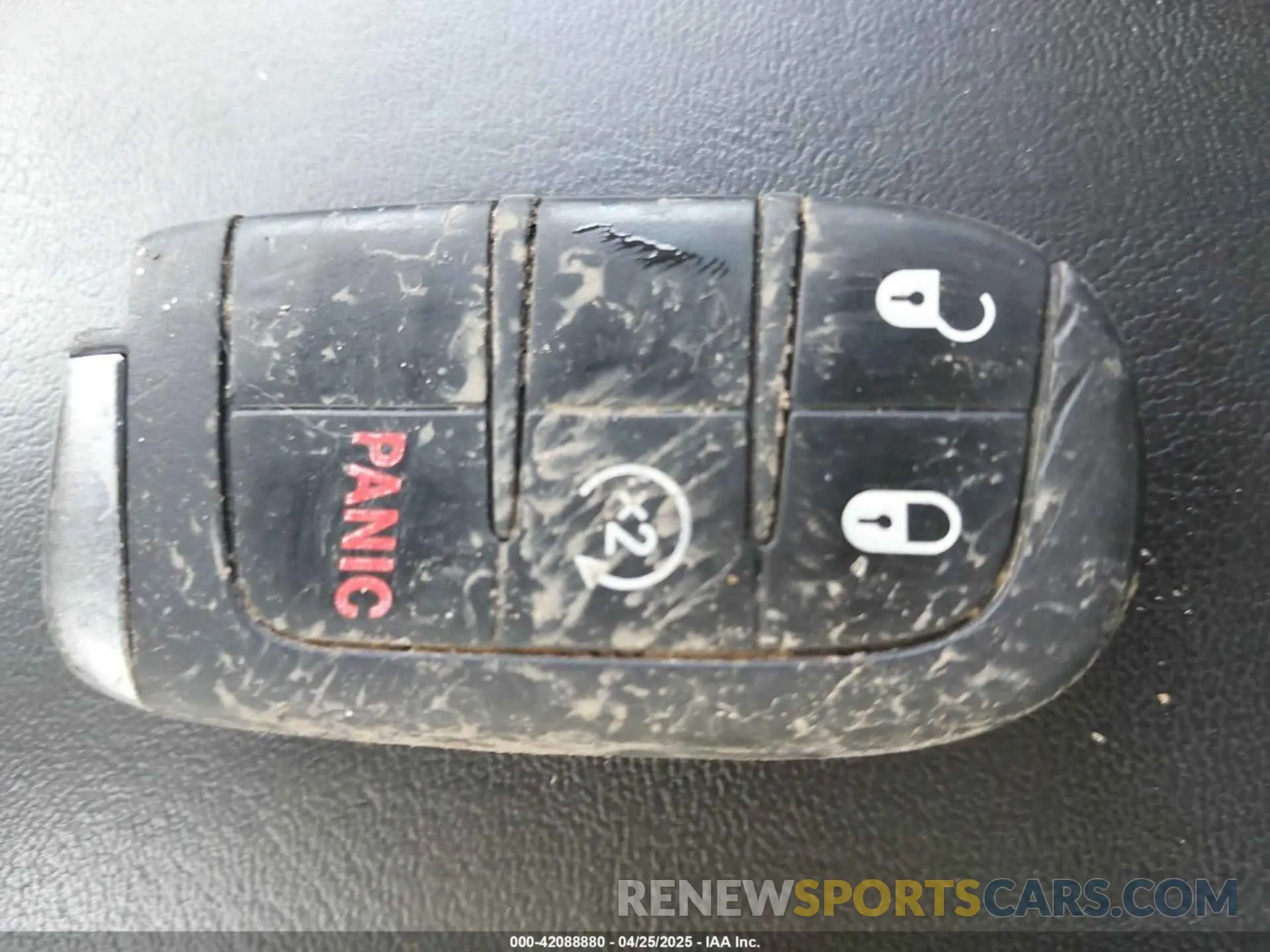11 Photograph of a damaged car ZACNJABB1LPL41510 JEEP RENEGADE 2020