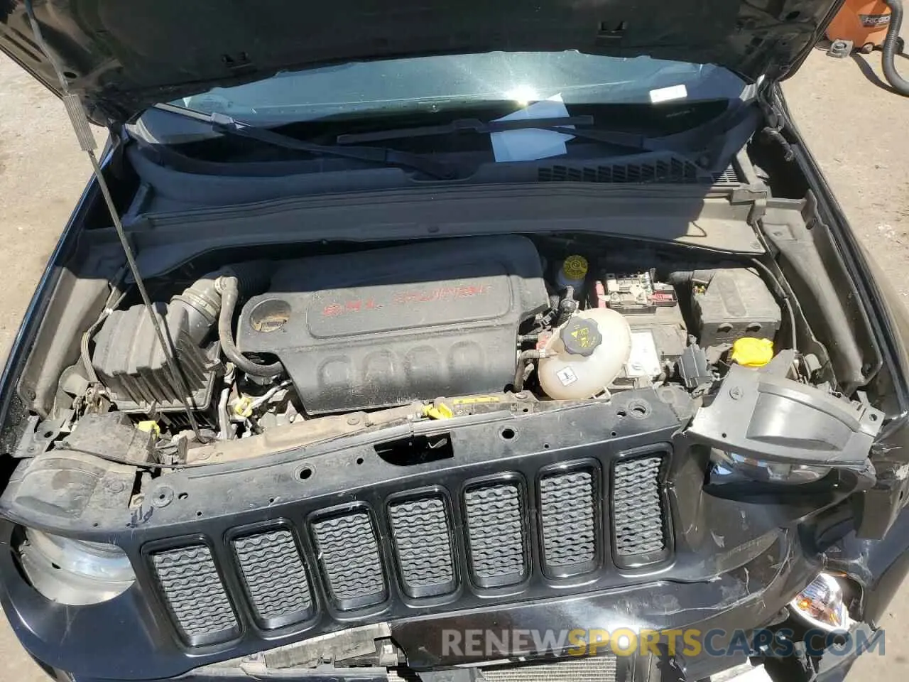 12 Photograph of a damaged car ZACNJABB1LPL48084 JEEP RENEGADE 2020