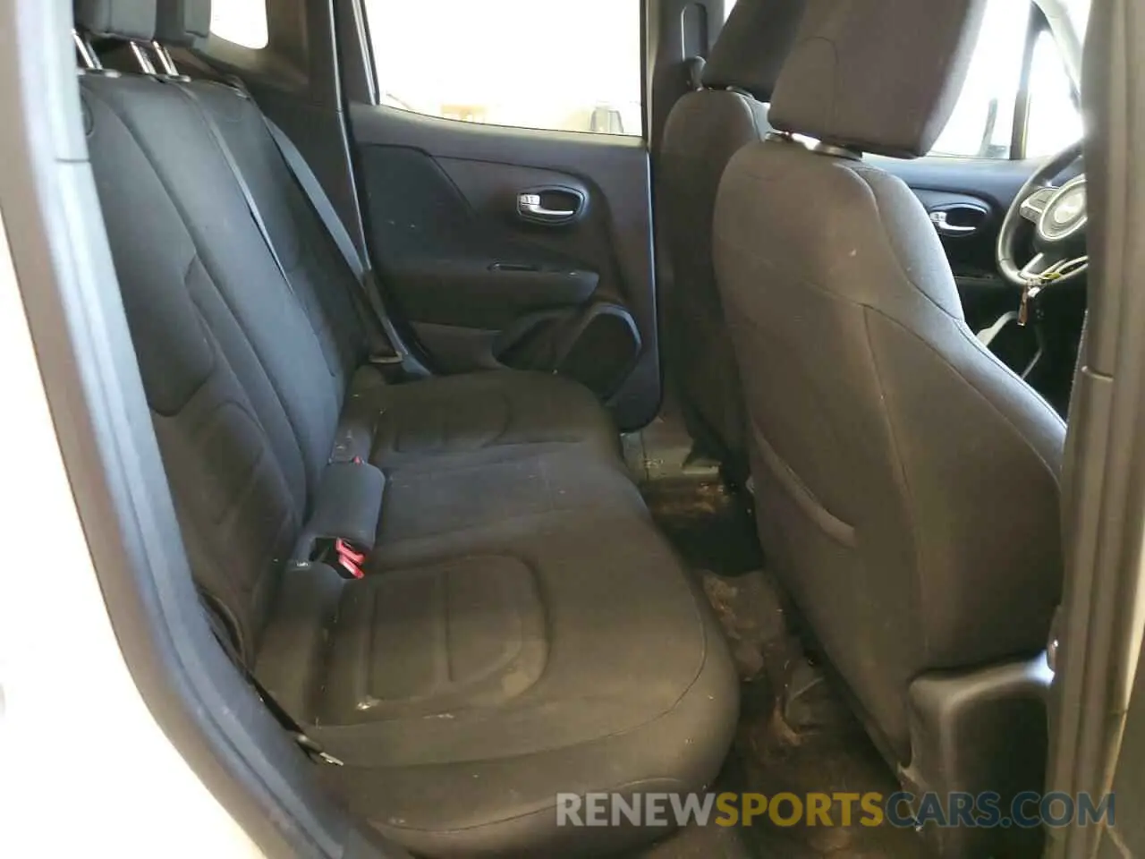 10 Photograph of a damaged car ZACNJABB2LPL82132 JEEP RENEGADE 2020