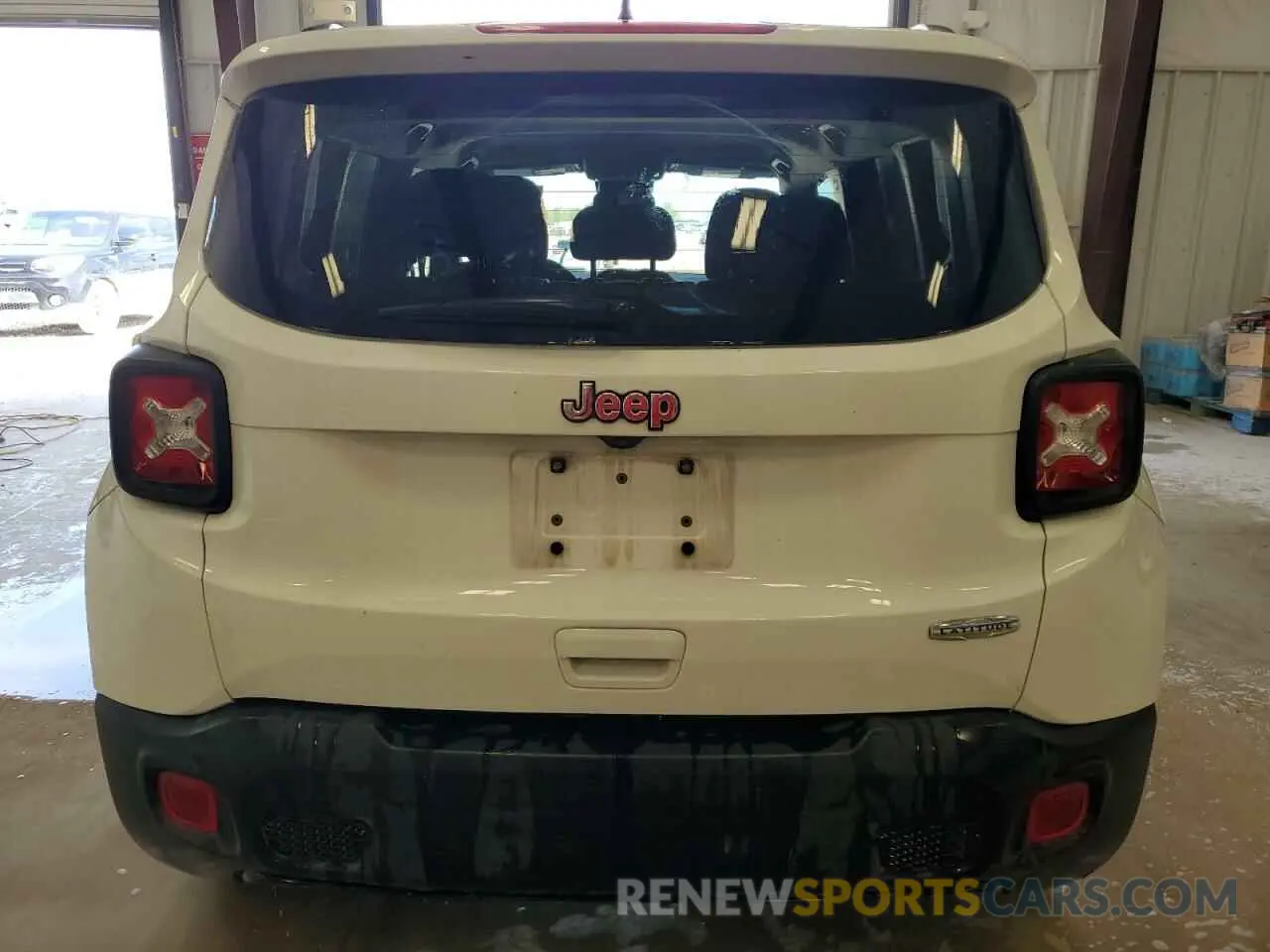6 Photograph of a damaged car ZACNJABB2LPL82132 JEEP RENEGADE 2020
