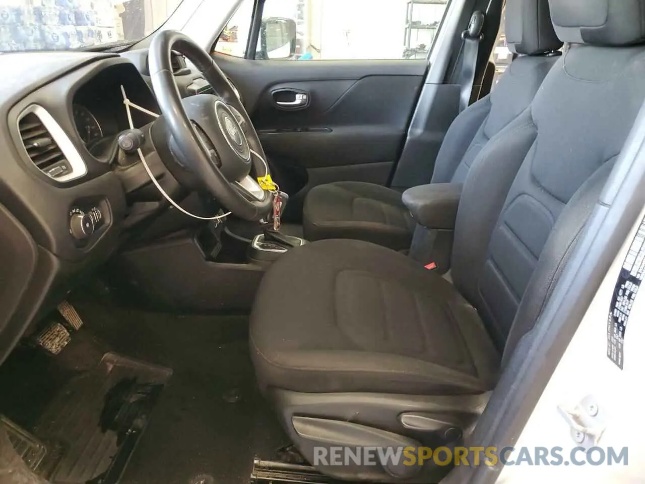7 Photograph of a damaged car ZACNJABB2LPL82132 JEEP RENEGADE 2020