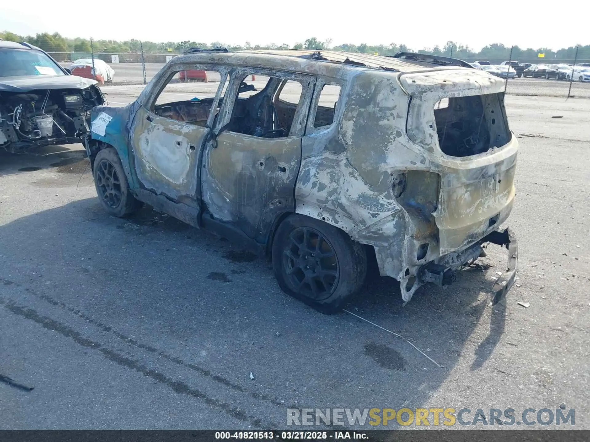 3 Photograph of a damaged car ZACNJABB2LPL83135 JEEP RENEGADE 2020