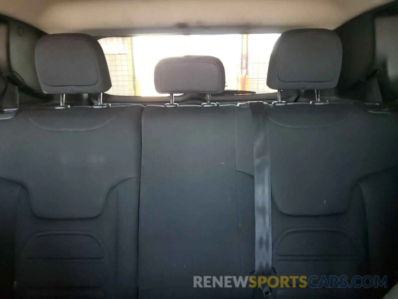 10 Фотография поврежденного автомобиля ZACNJABB4LPL90264 JEEP RENEGADE 2020