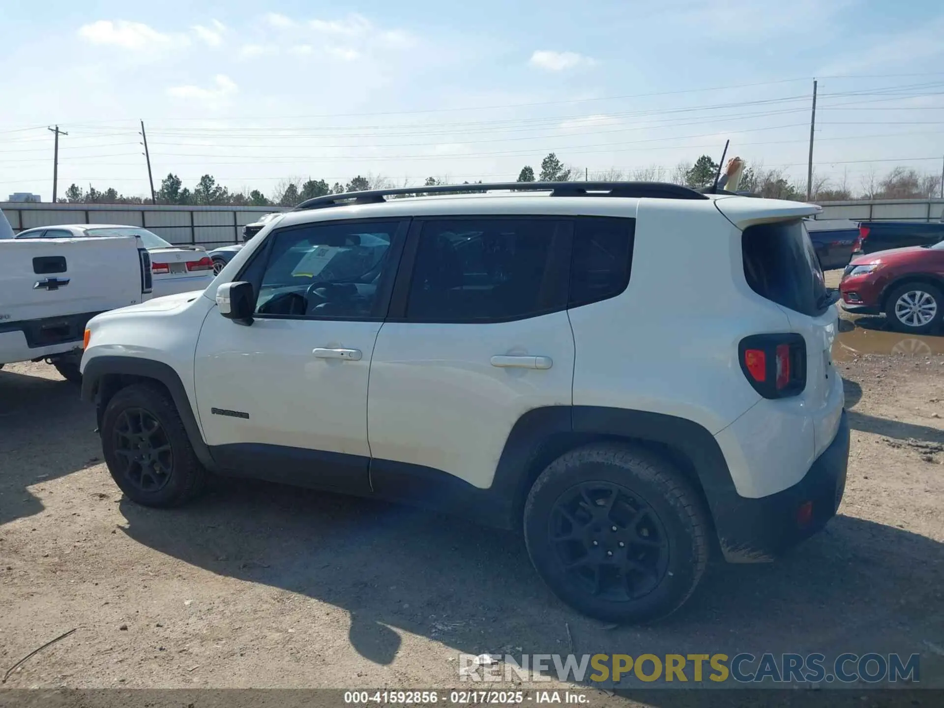 15 Фотография поврежденного автомобиля ZACNJABB5LPL02130 JEEP RENEGADE 2020