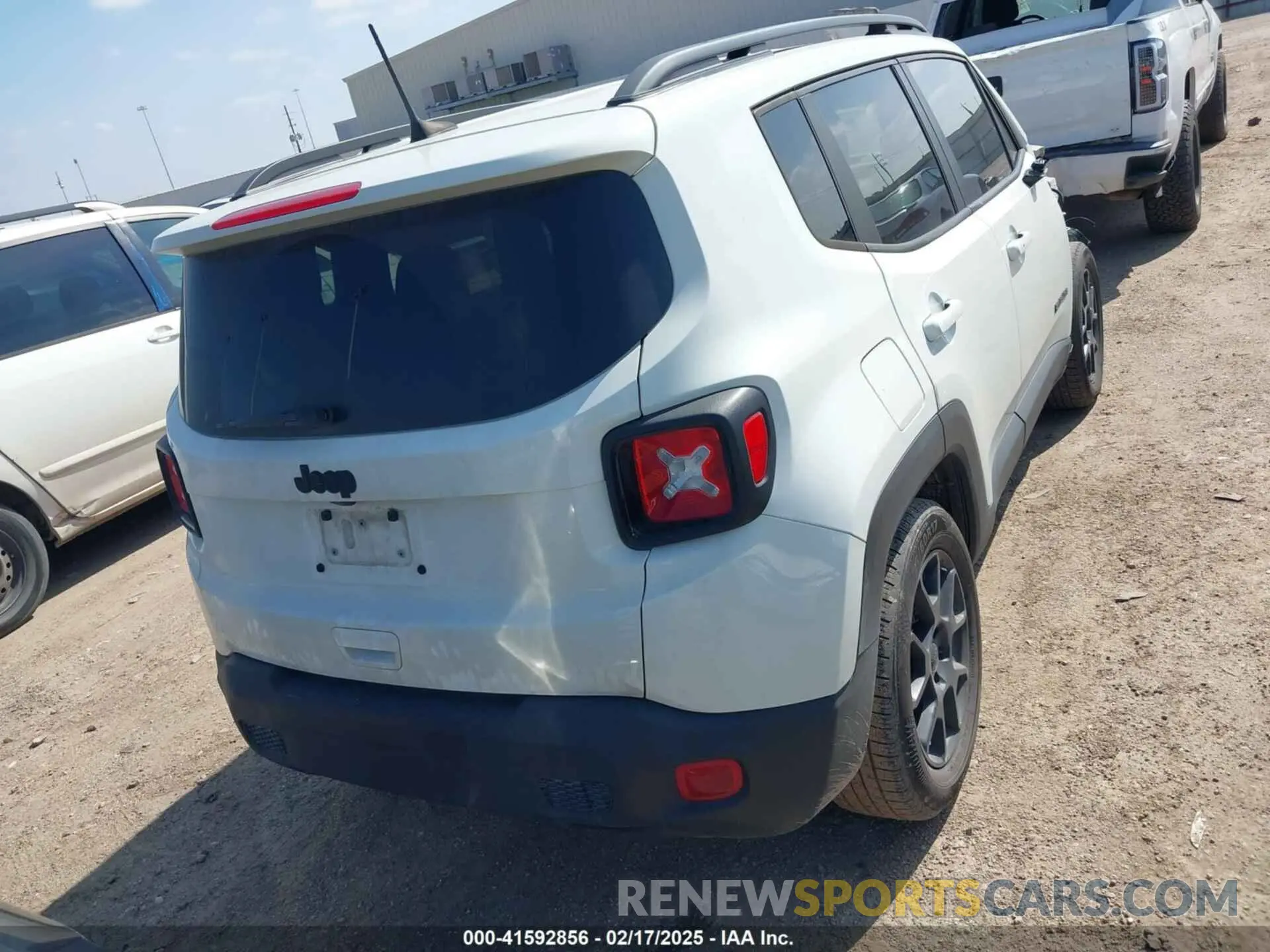 17 Фотография поврежденного автомобиля ZACNJABB5LPL02130 JEEP RENEGADE 2020