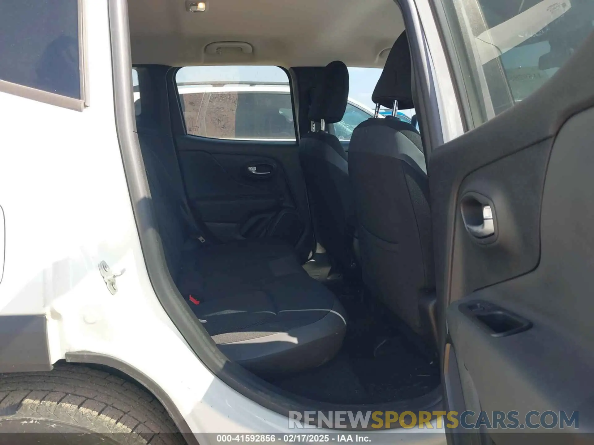 8 Фотография поврежденного автомобиля ZACNJABB5LPL02130 JEEP RENEGADE 2020