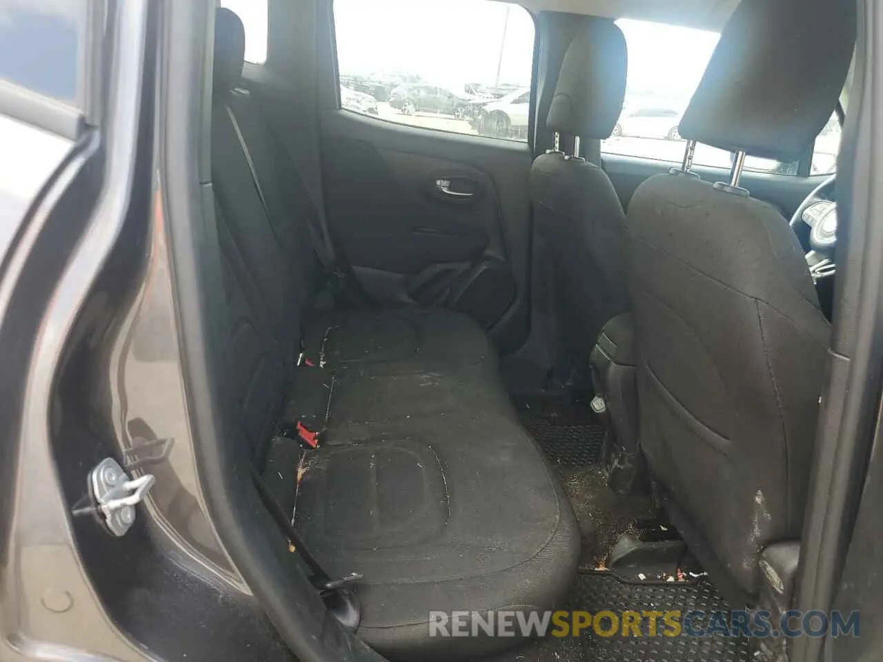 11 Photograph of a damaged car ZACNJABB5LPL67902 JEEP RENEGADE 2020