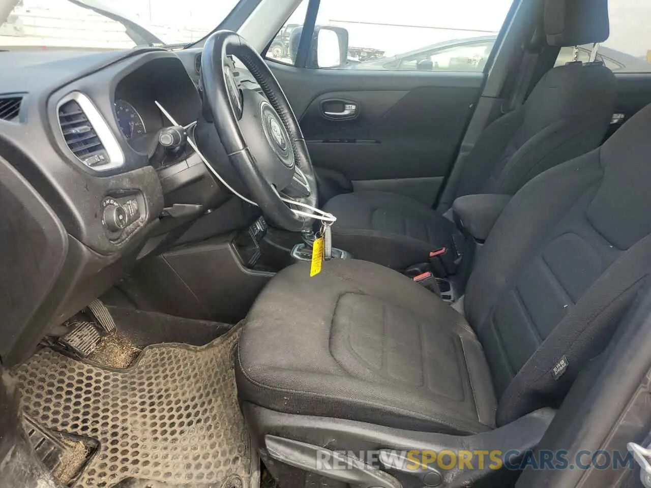 7 Photograph of a damaged car ZACNJABB5LPL67902 JEEP RENEGADE 2020