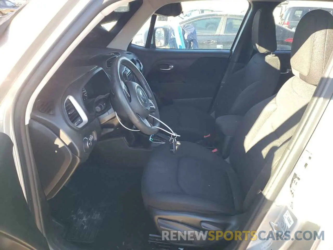 7 Фотография поврежденного автомобиля ZACNJABB6LPL04811 JEEP RENEGADE 2020
