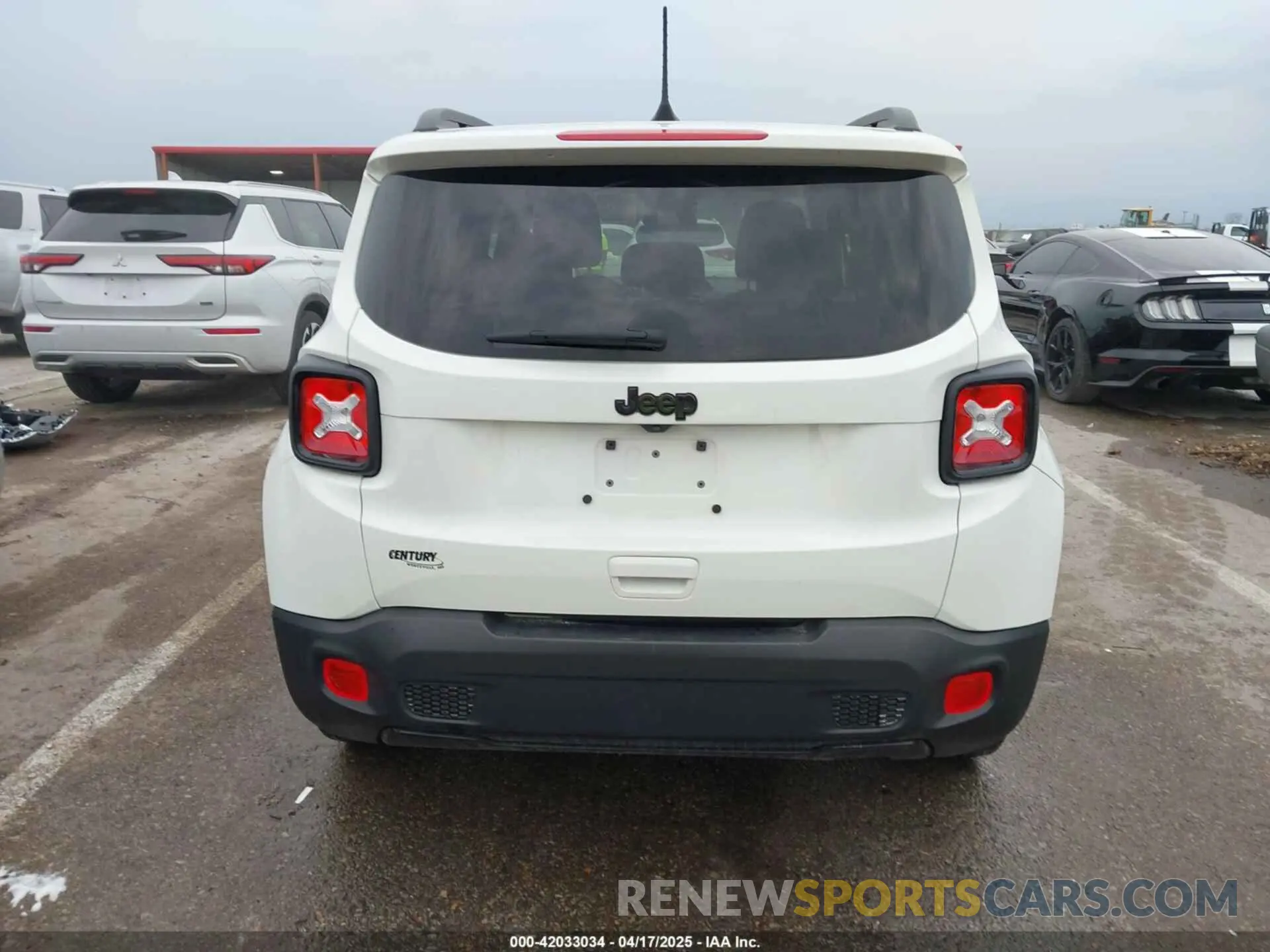 17 Photograph of a damaged car ZACNJABB6LPL16537 JEEP RENEGADE 2020