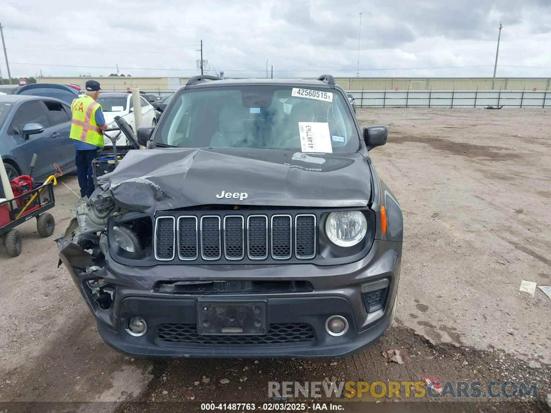 12 Photograph of a damaged car ZACNJABB6LPL62935 JEEP RENEGADE 2020
