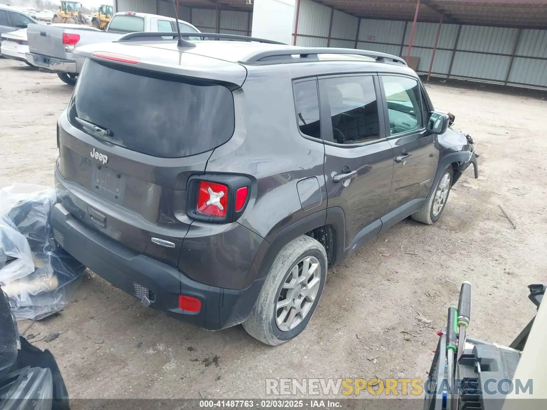4 Photograph of a damaged car ZACNJABB6LPL62935 JEEP RENEGADE 2020