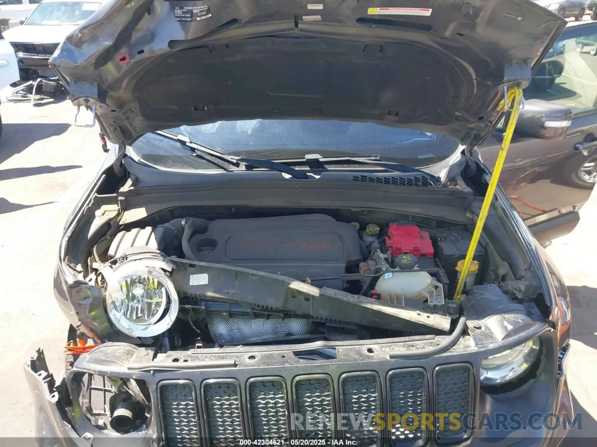 10 Photograph of a damaged car ZACNJABB7LPL12187 JEEP RENEGADE 2020