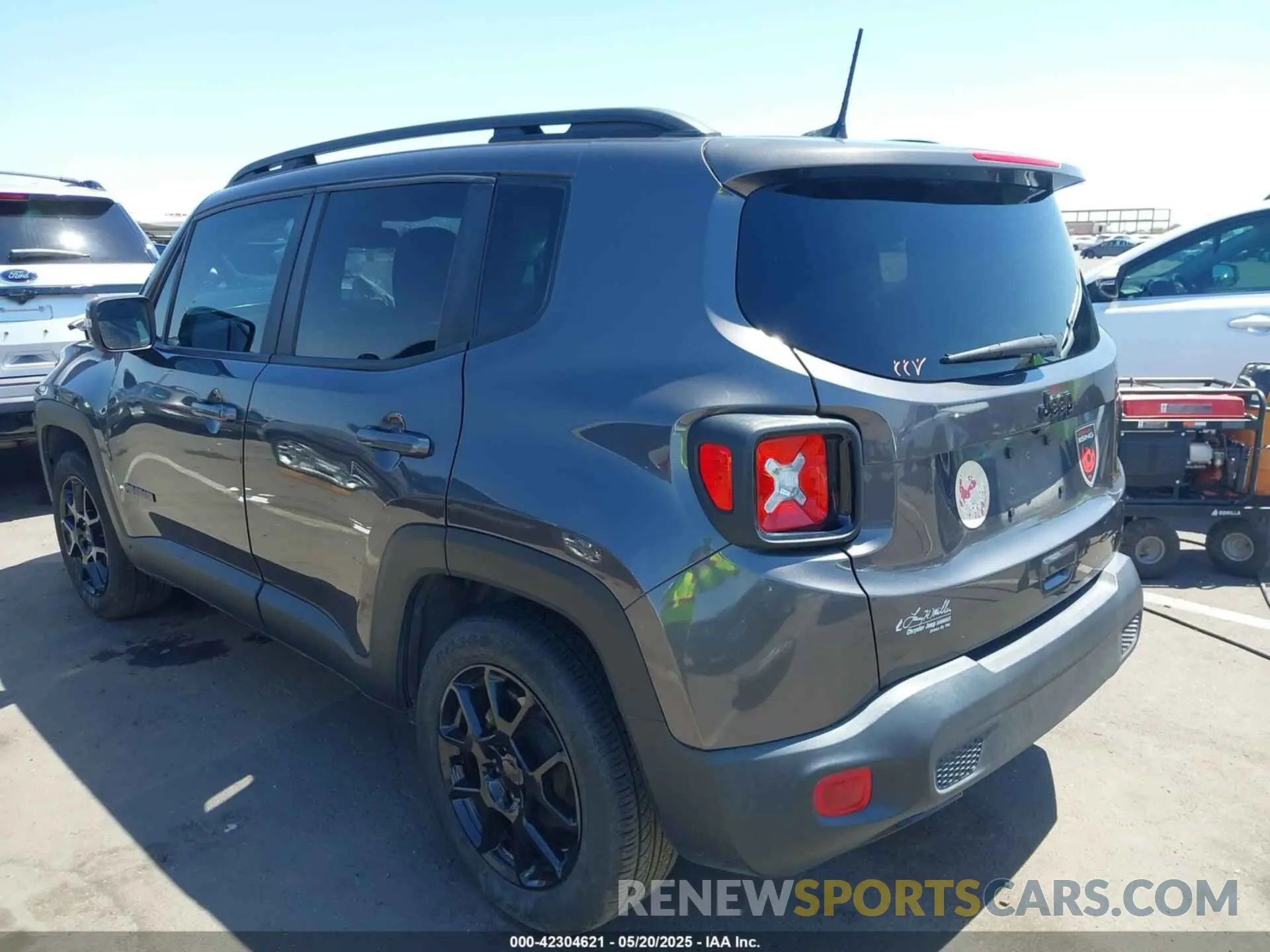 3 Photograph of a damaged car ZACNJABB7LPL12187 JEEP RENEGADE 2020