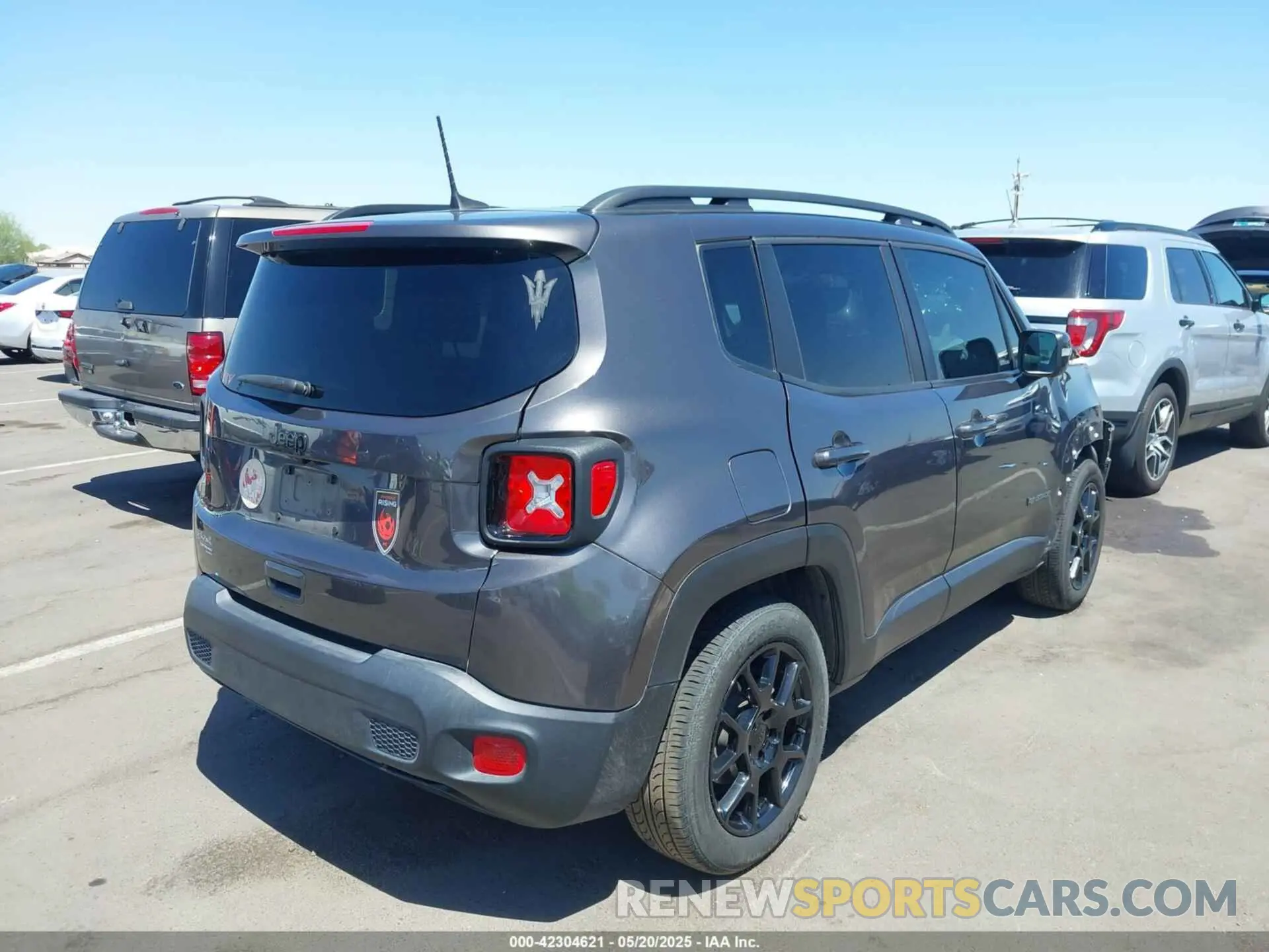 4 Photograph of a damaged car ZACNJABB7LPL12187 JEEP RENEGADE 2020