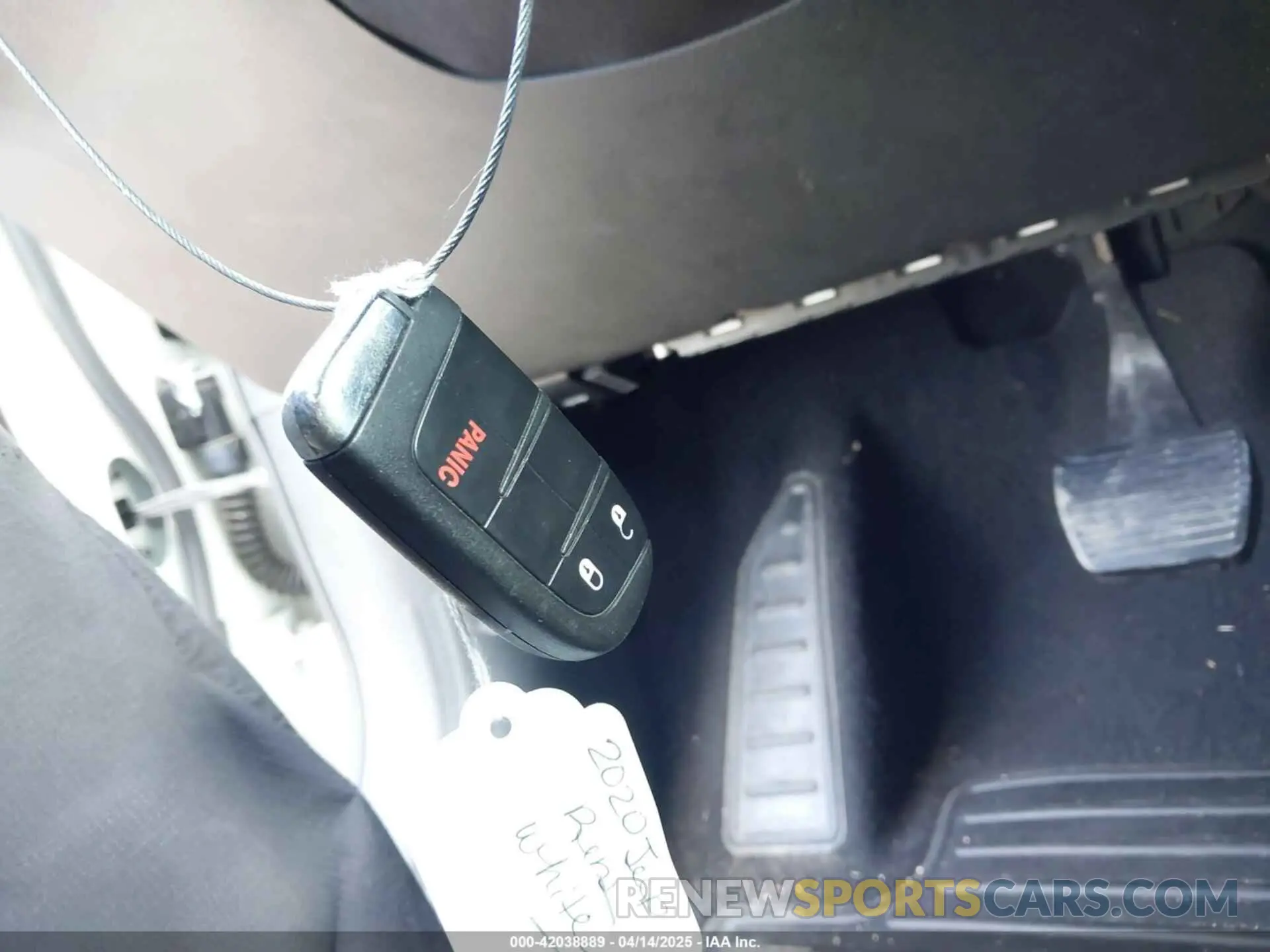 11 Фотография поврежденного автомобиля ZACNJABB7LPL91859 JEEP RENEGADE 2020