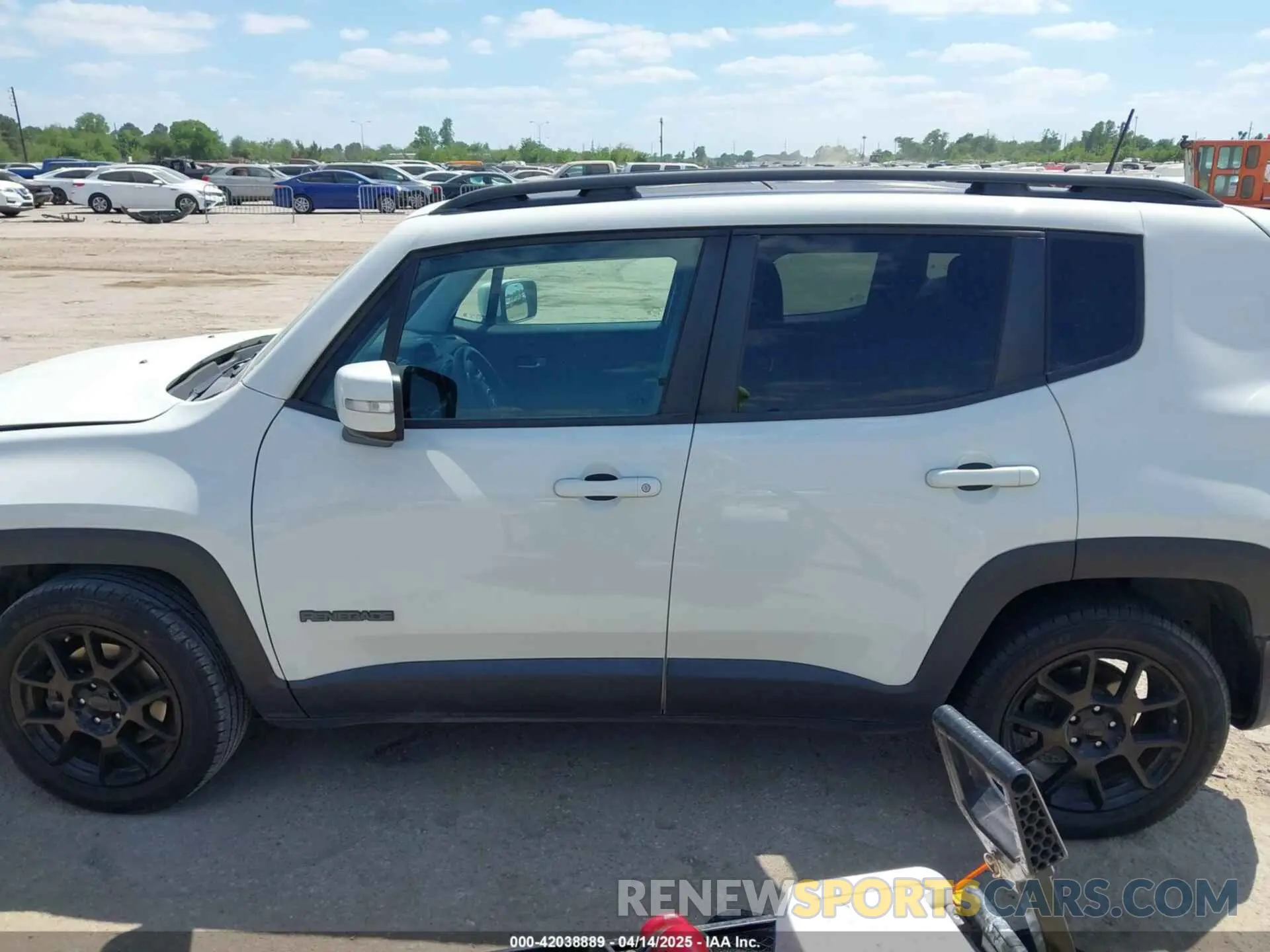 14 Фотография поврежденного автомобиля ZACNJABB7LPL91859 JEEP RENEGADE 2020