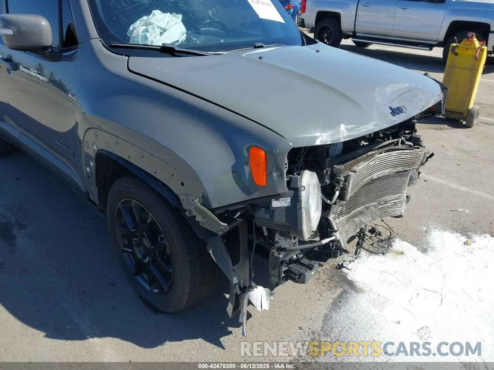 20 Фотография поврежденного автомобиля ZACNJABB8LPL31928 JEEP RENEGADE 2020
