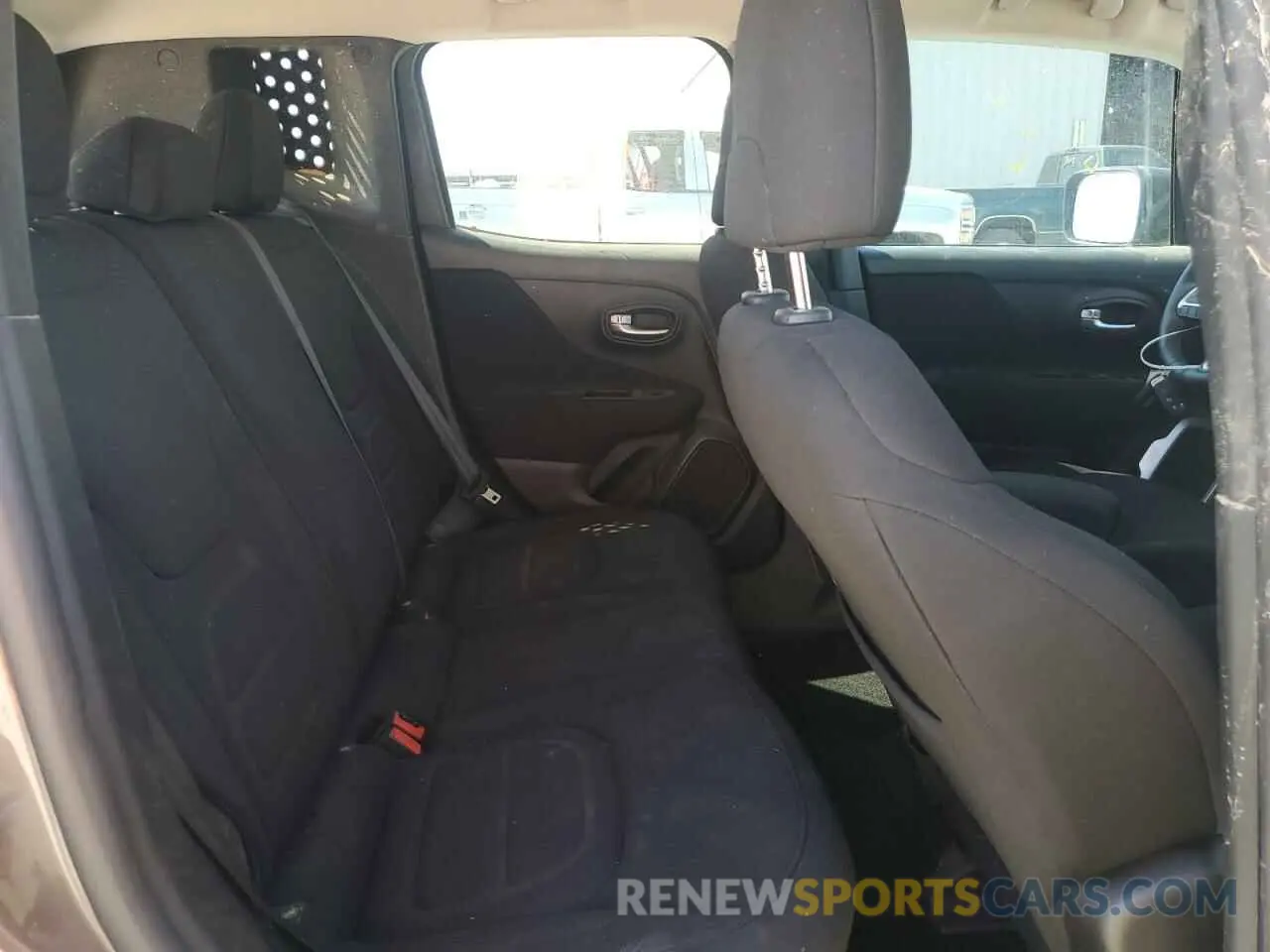 12 Photograph of a damaged car ZACNJABB8LPL46722 JEEP RENEGADE 2020